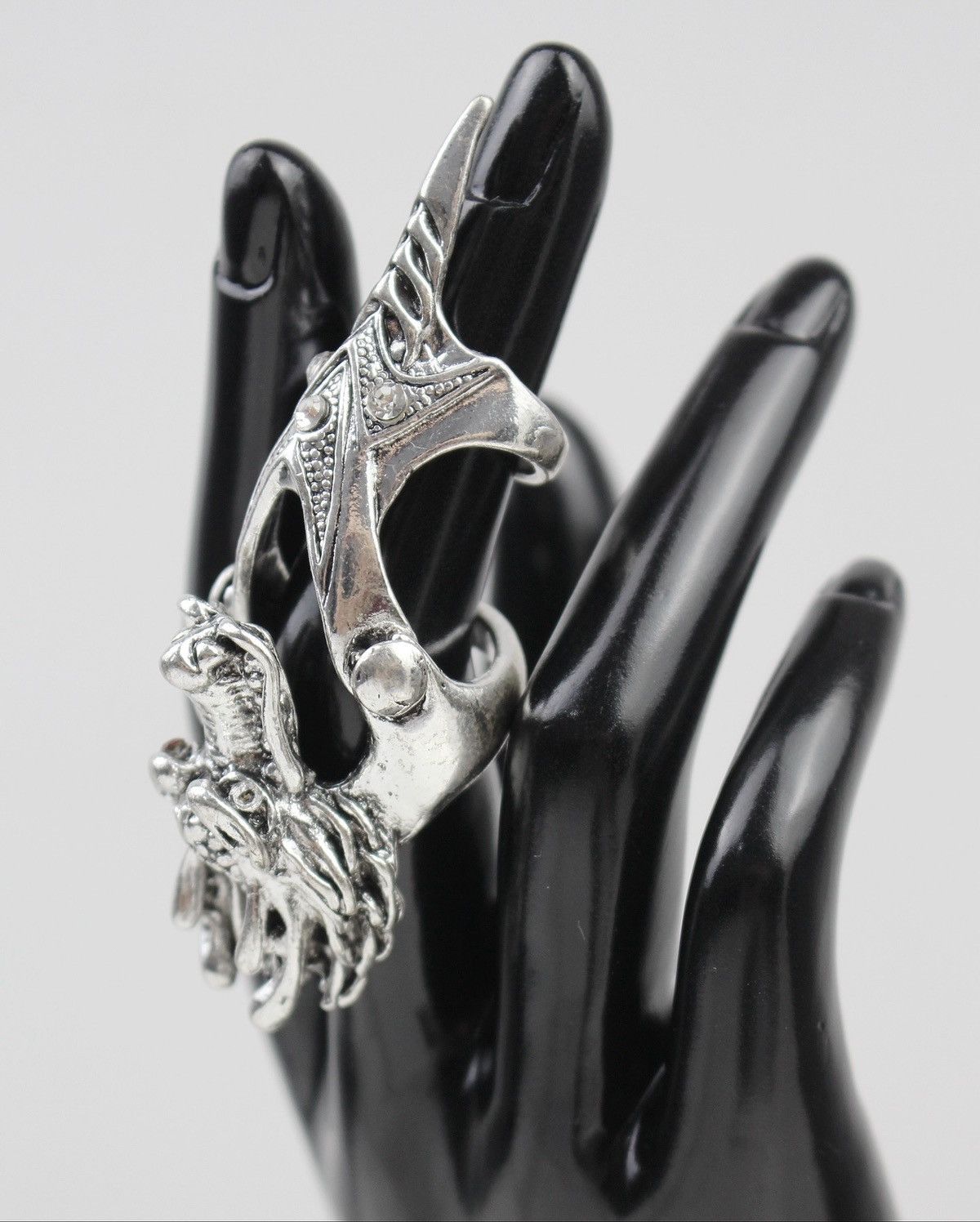 Vintage 2000S JAPANESE MADE BLOOD EYE DRAGON FINGER ARMOR RING Size ONE SIZE - 6 Thumbnail