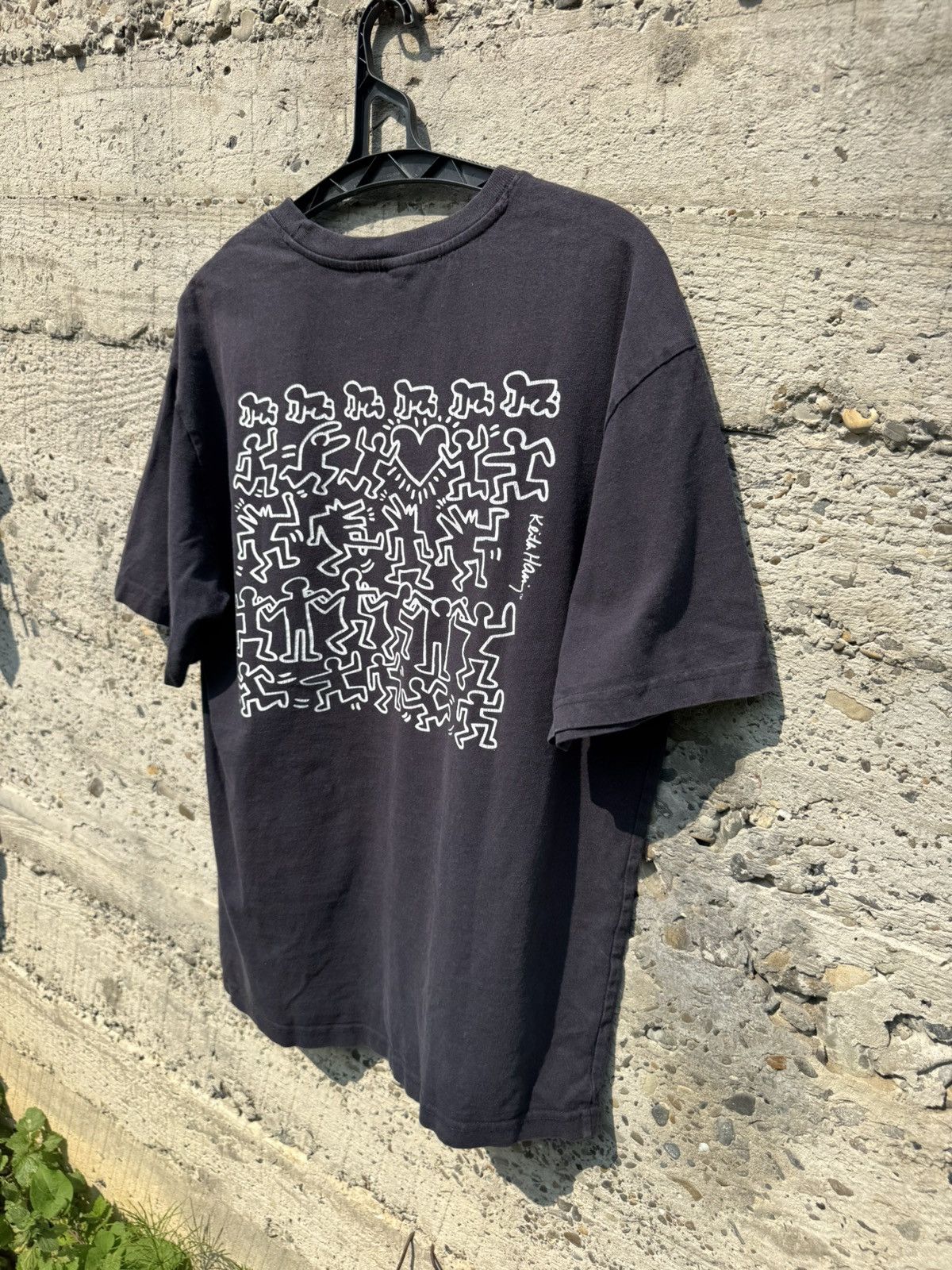 Keith Haring Keith Haring Vintage Distressed tee Size US L / EU 52-54 / 3 - 9 Thumbnail