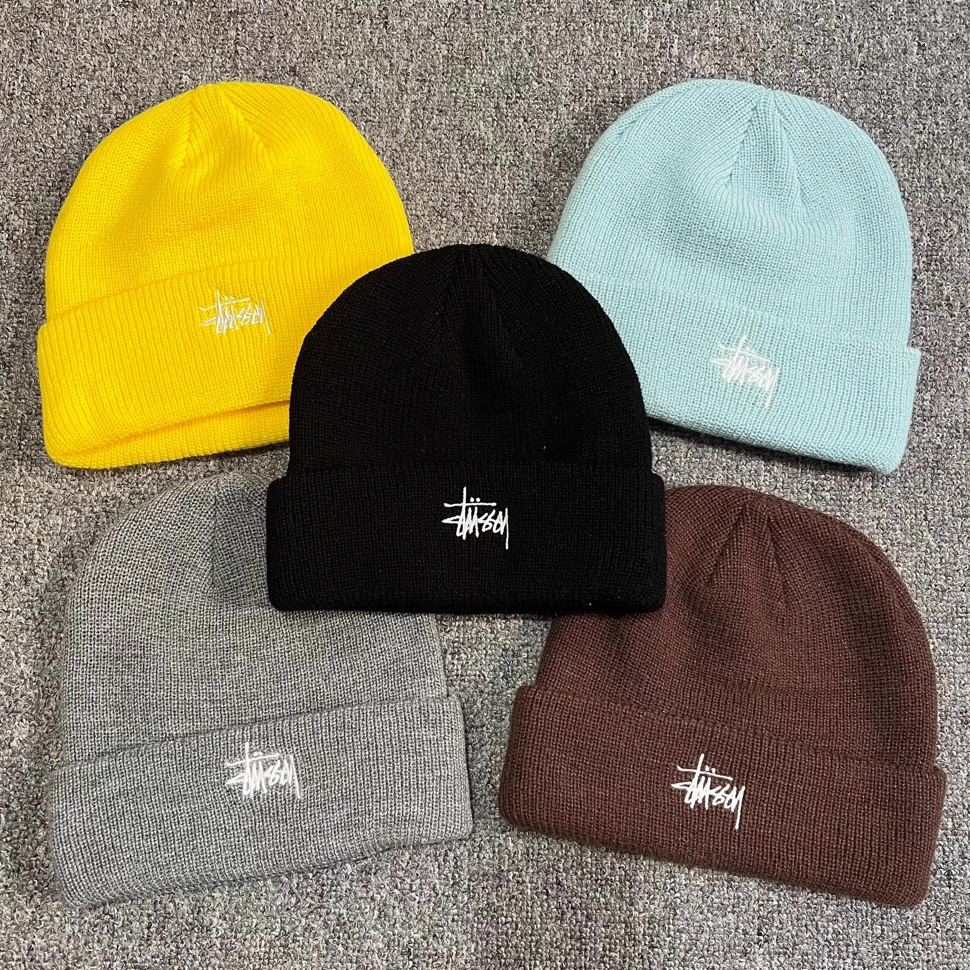 Stussy Stussy Classic Solid Color Embroidered Logo Knit Beanie Q7 Size ONE SIZE - 1 Thumbnail