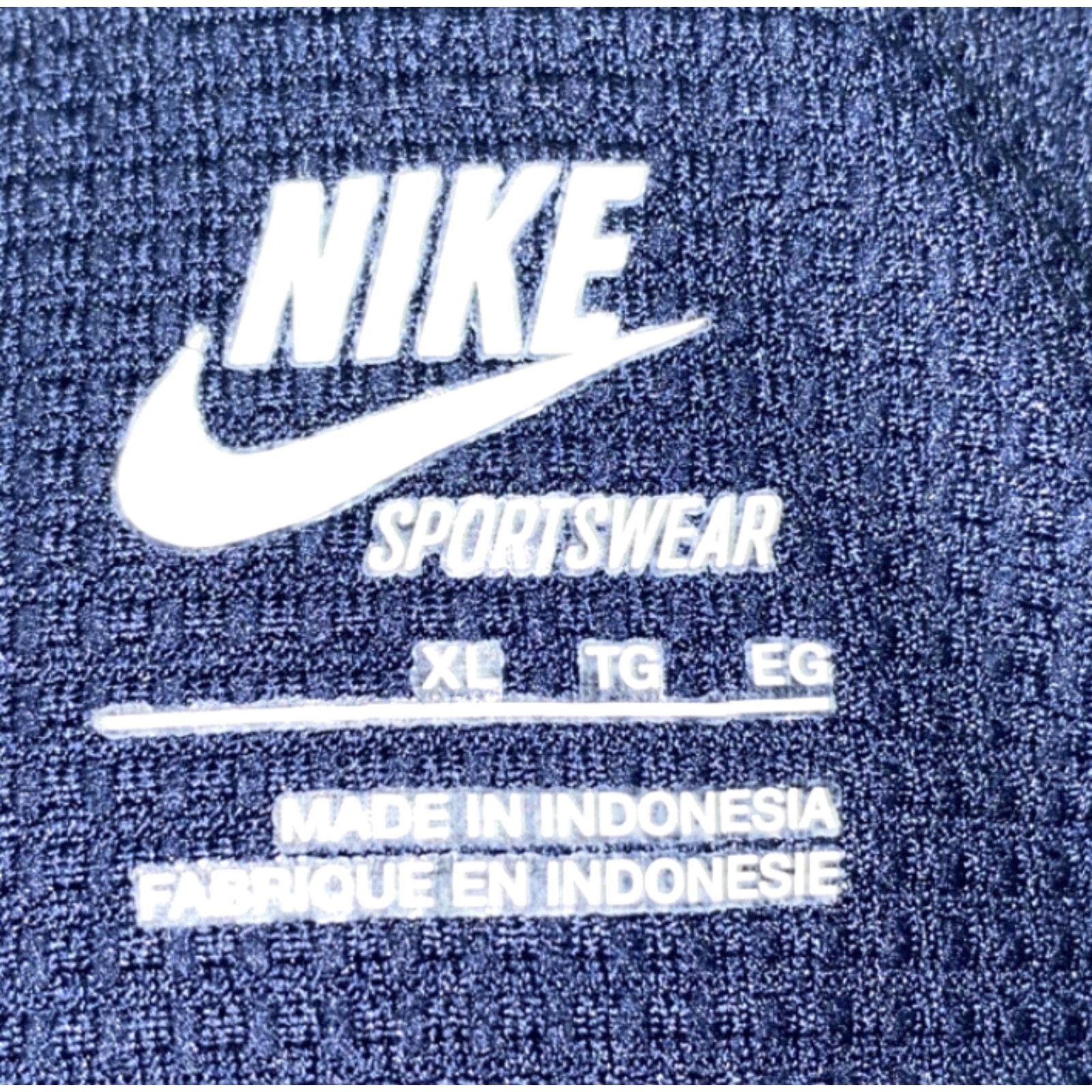 Nike Nike Sportswear T-Shirt Mens XL Blue Gray Short Sleeve Athletic Activewear Size US XL / EU 56 / 4 - 5 Thumbnail