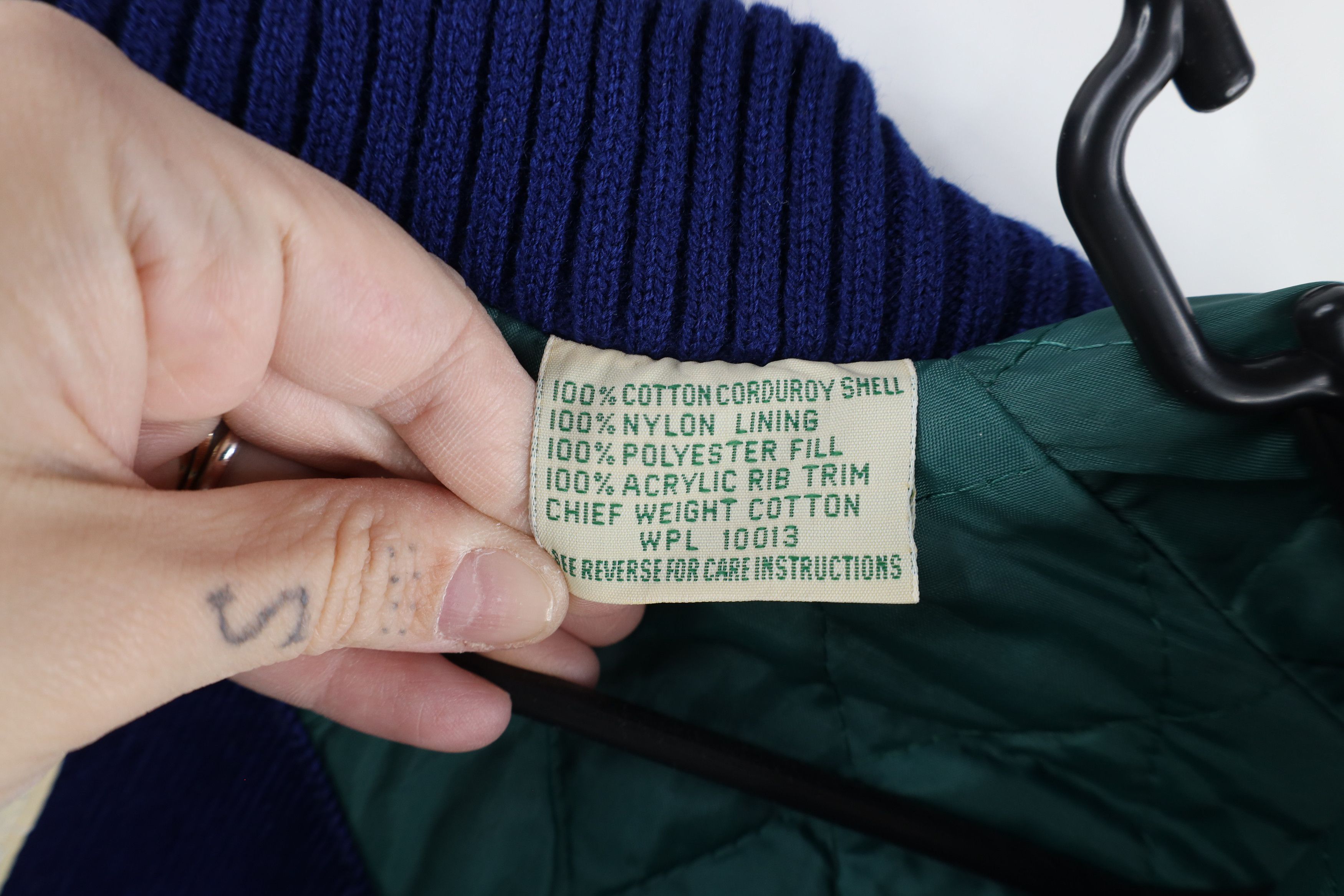 Vintage Vintage 70s Streetwear Corduroy Puffer Vest Jacket Blue Size US XL / EU 56 / 4 - 11 Thumbnail