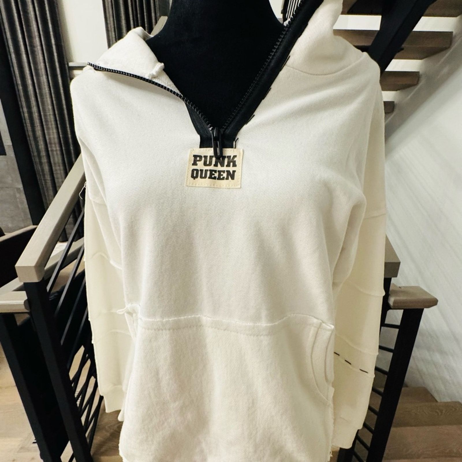 Other Punk Queen Women's White Cotton Tracksuit size S Size 27" / US 4 / IT 40 - 2 Thumbnail