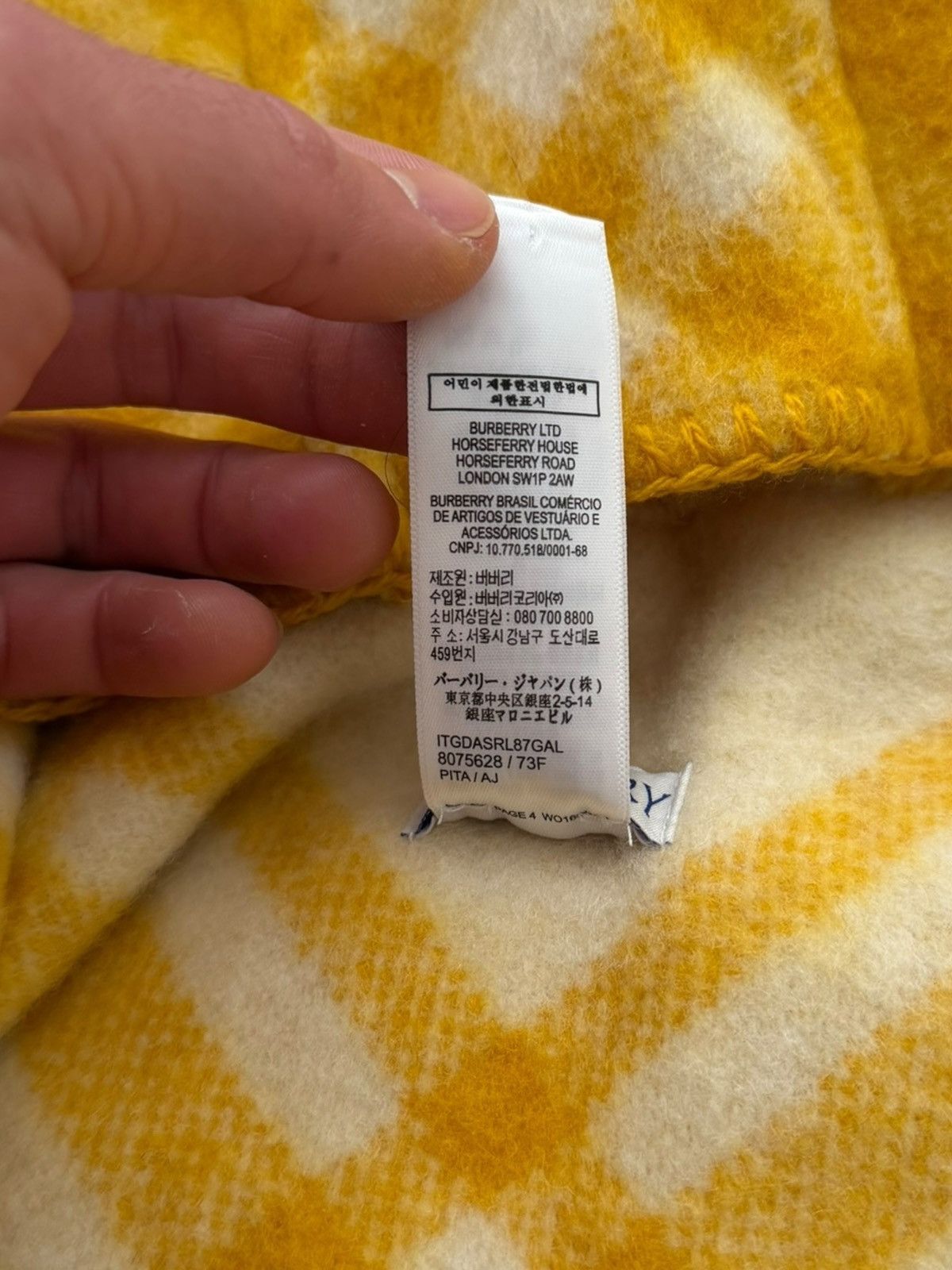 Burberry $1300 Yellow Check Hooded Wool Scarf Size ONE SIZE - 11 Thumbnail