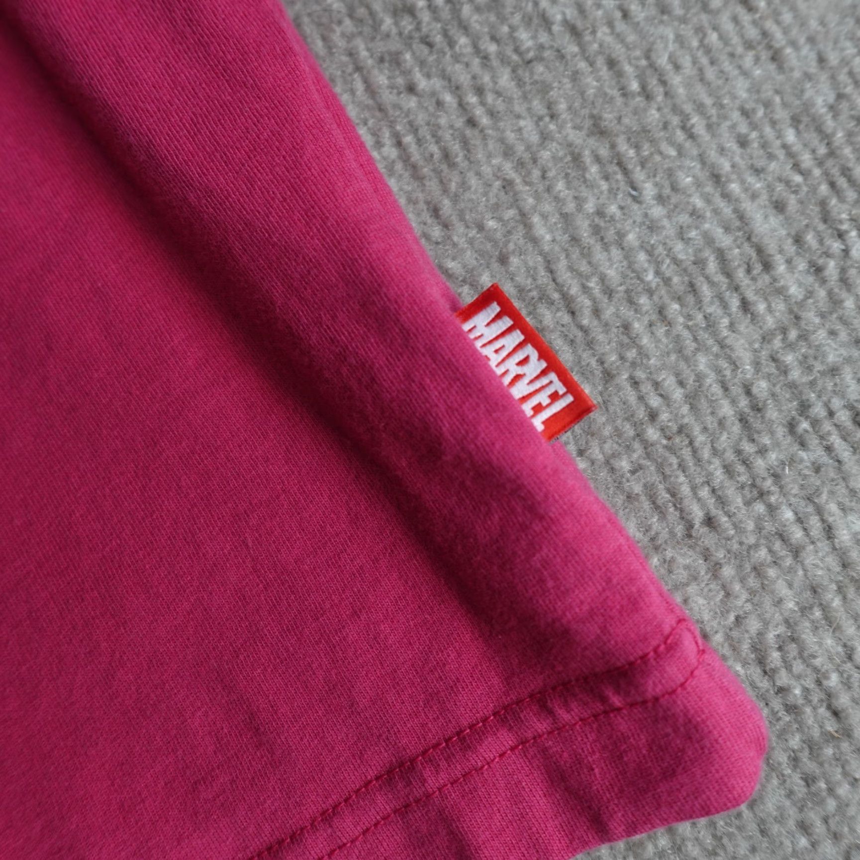 Uniqlo Uniqlo Marvel Shirt XL Pink Spiderman Hulk Thor Jason Polan Mens T-Shirt Crew Neck Short Sleeve Cotton Jersey Graphic Print Size US XL / EU 56 / 4 - 7 Thumbnail
