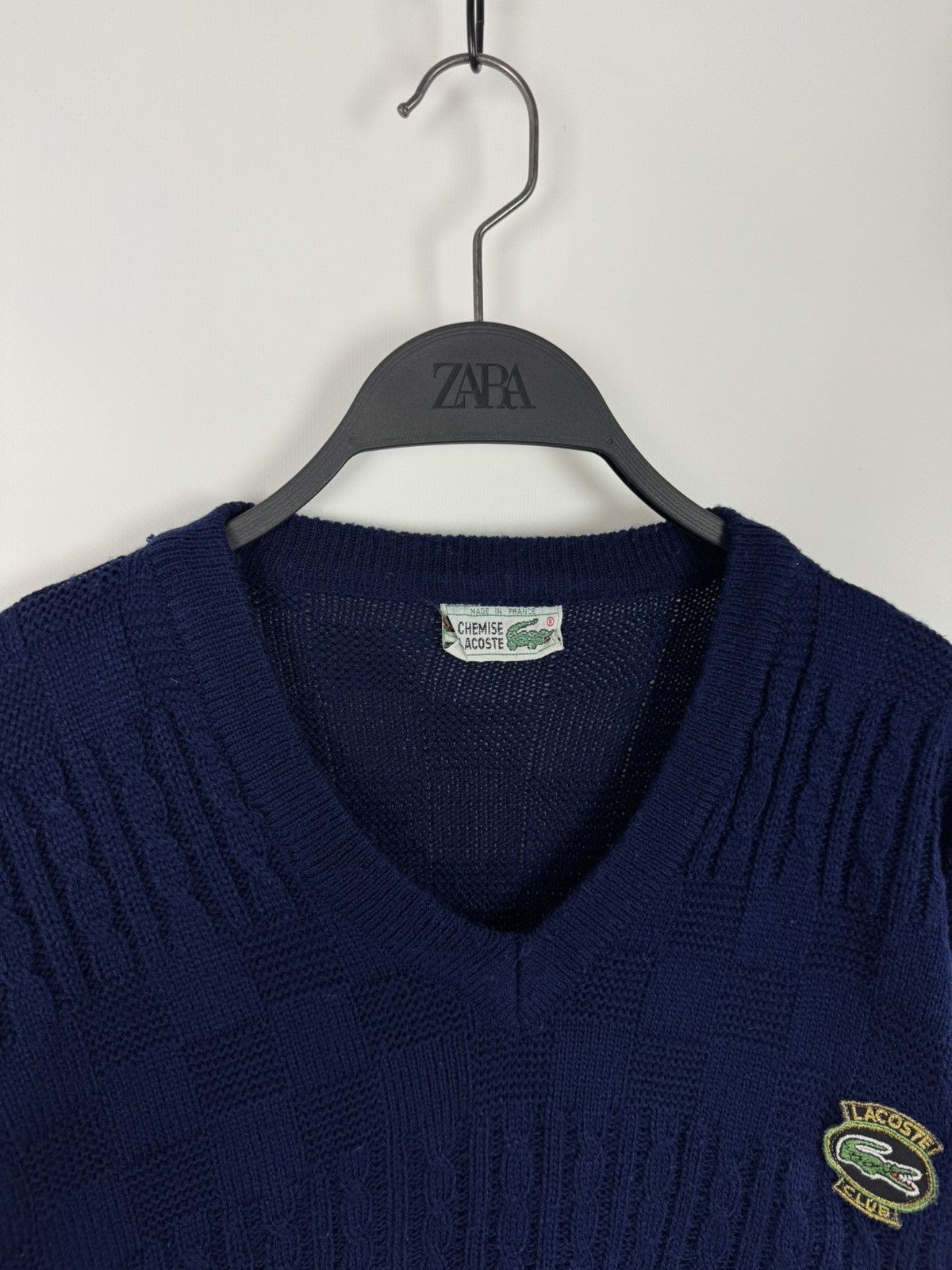 Lacoste 1990’s Vintage Lacoste Club V-Neck Cable Knit Sweater Size US L / EU 52-54 / 3 - 3 Thumbnail