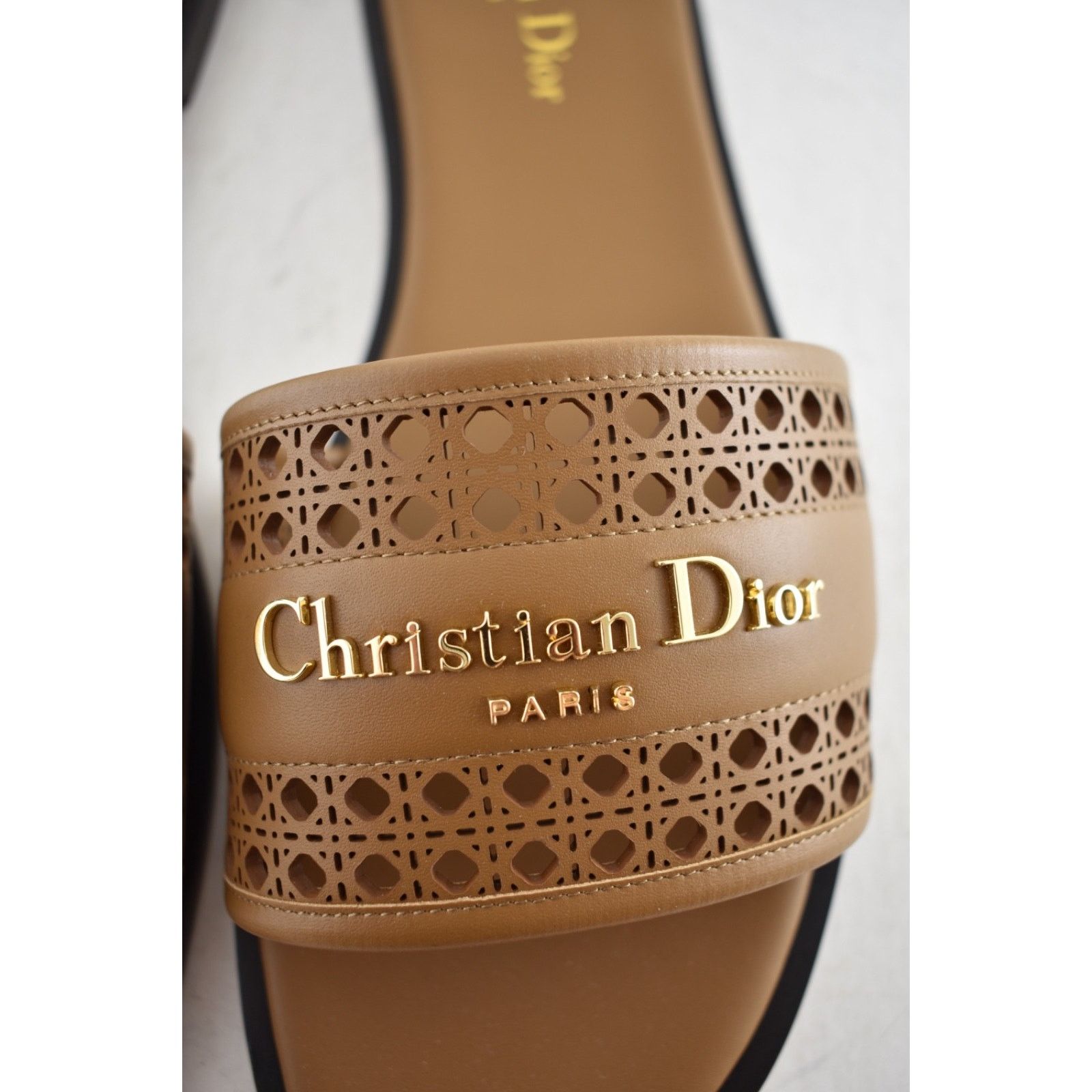 Dior Dior D-Lane Dway Micro Cannage Chestnut Leather Slide 37 Size US 7 / IT 37 - 11 Thumbnail