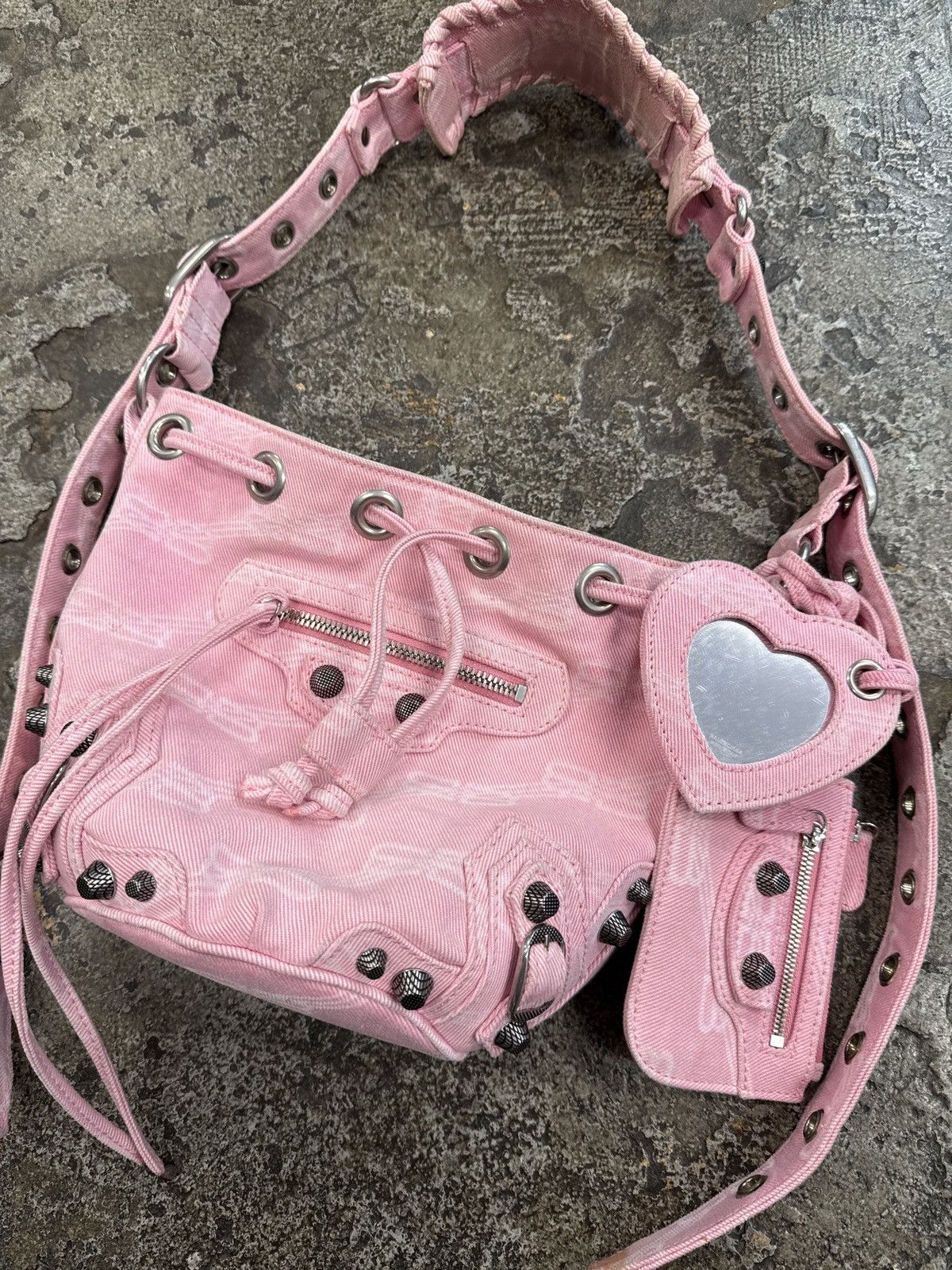 Balenciaga Balenciaga Le Cagole XS Bucket Bag BB Monogram Denim Size ONE SIZE - 2 Thumbnail