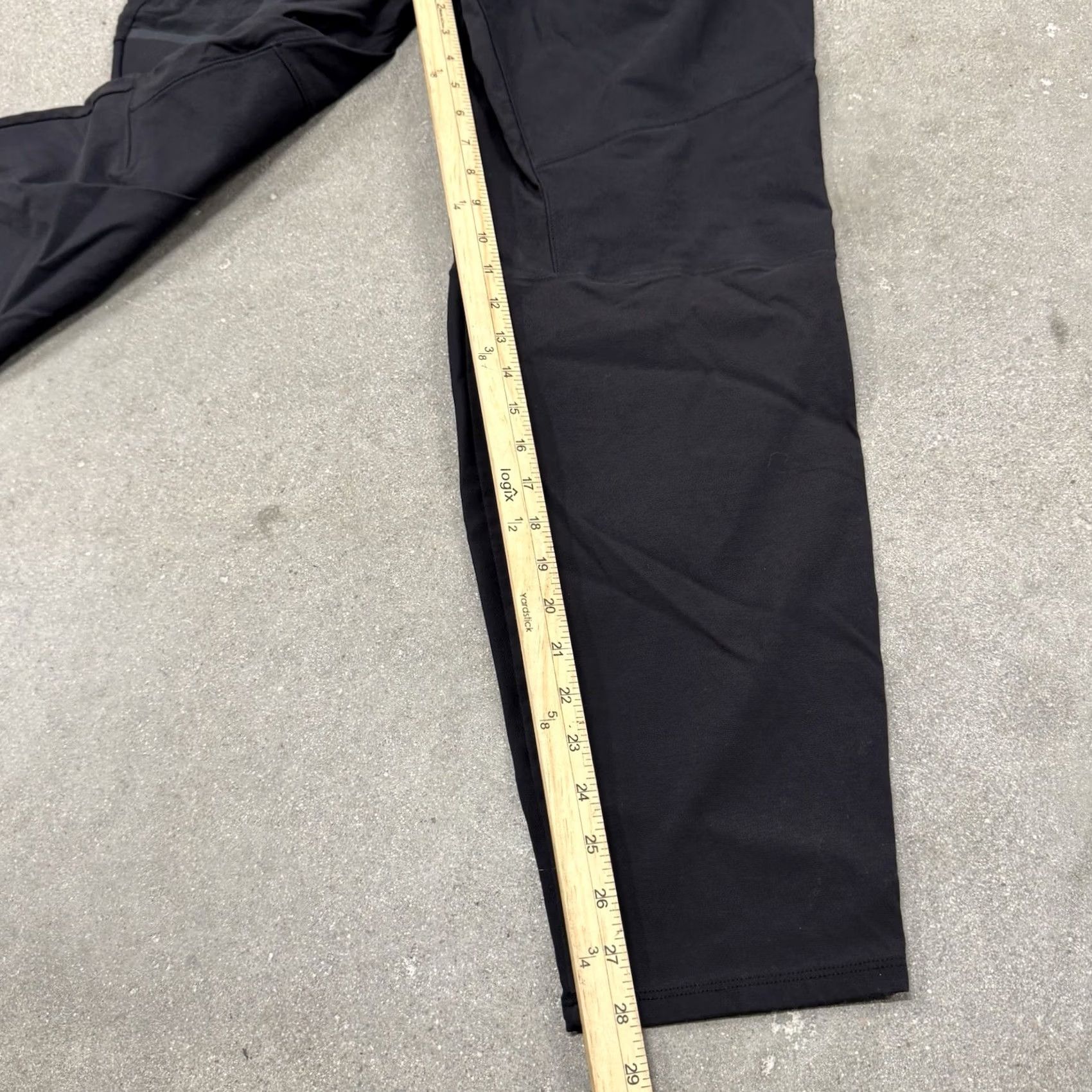 Lululemon Lululemon License To Train Jogger Pants Mens M Black Size US 31 - 5 Thumbnail