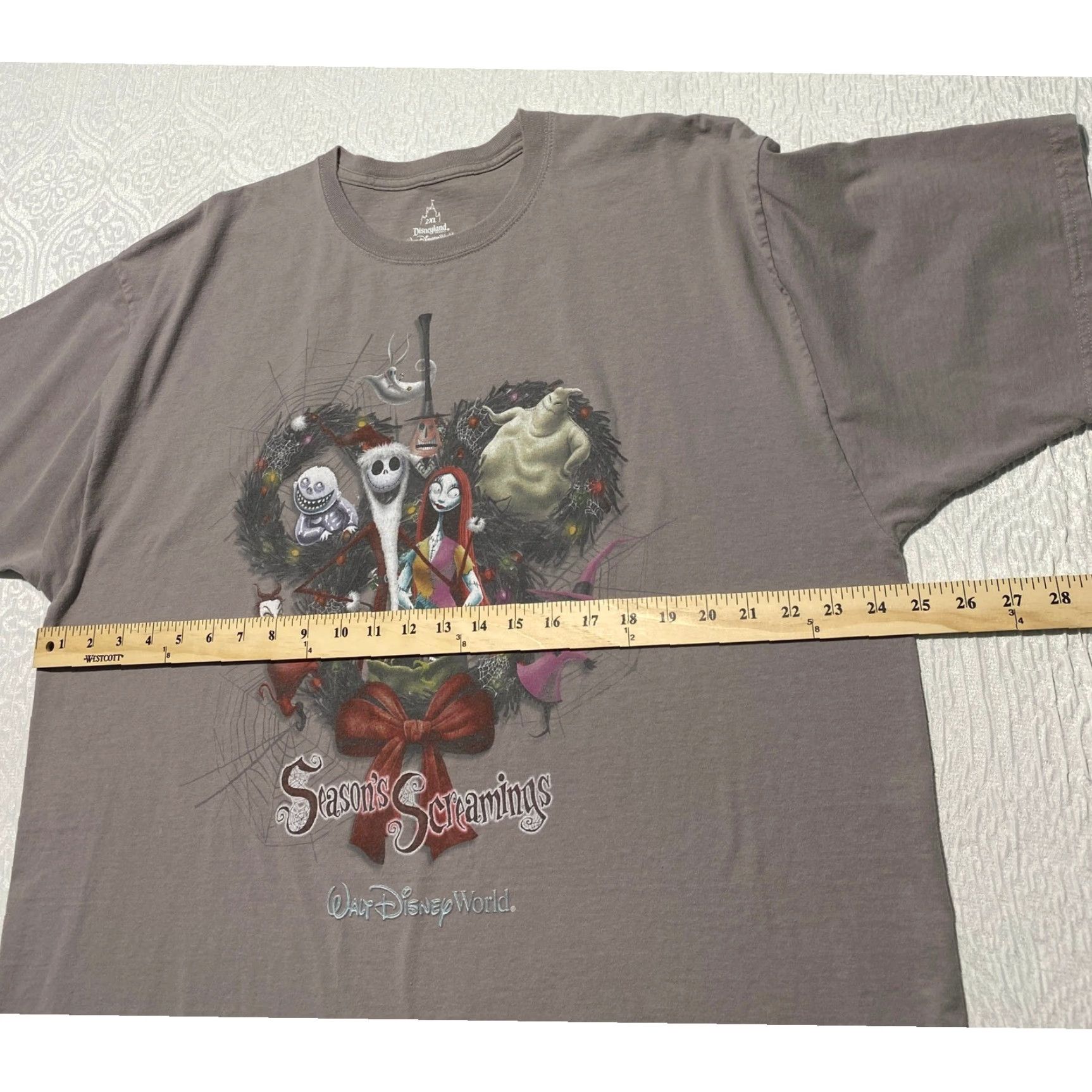 Disney VINTAGE Disney Nightmare Before Christmas Seasons Screamings Gray Graphic T-Shirt 2XL Size US XXL / EU 58 / 5 - 5 Thumbnail