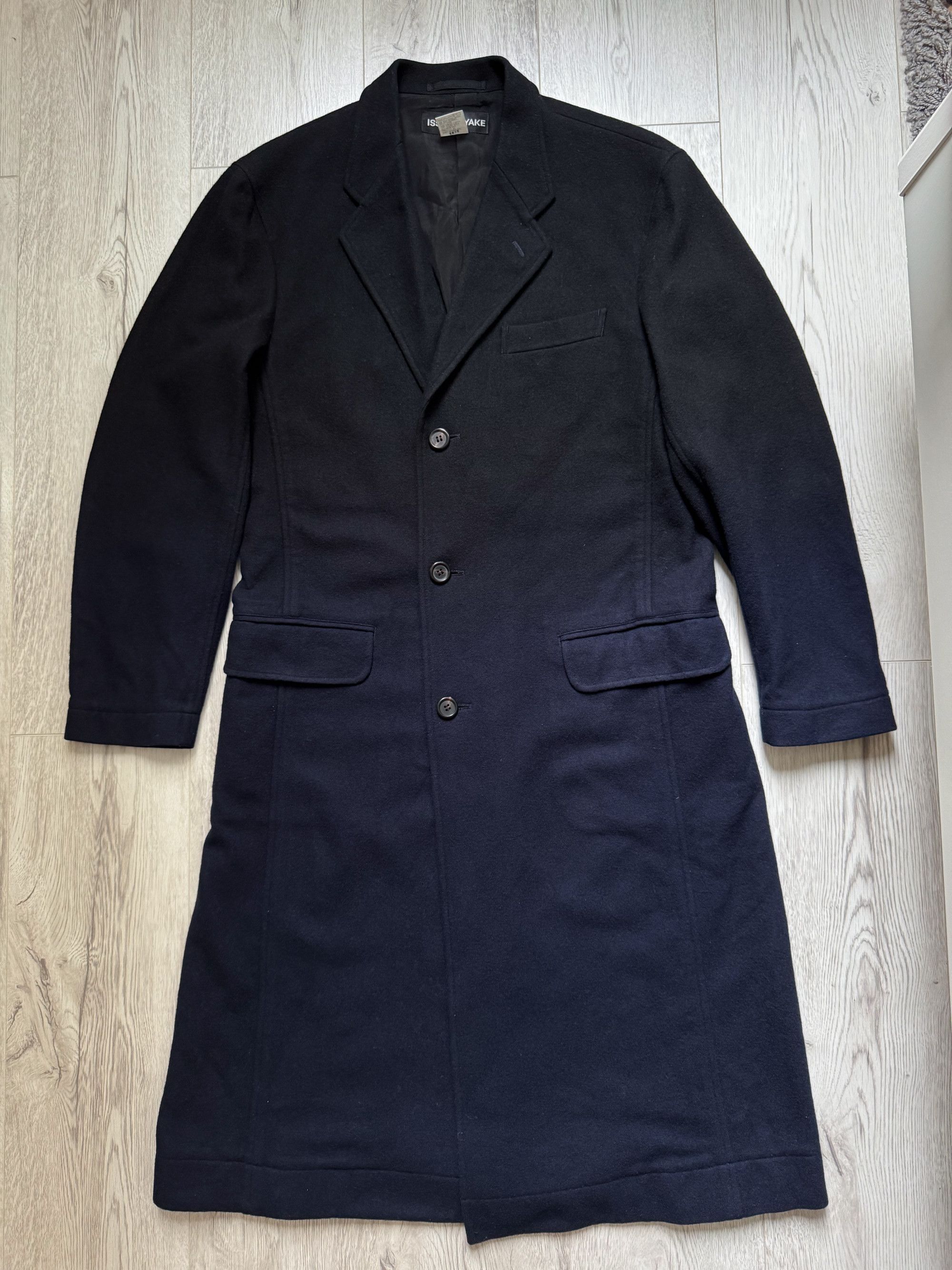 Issey Miyake Black Navy Gradient Wool Coat Made in Japan Size 3 (M) Size US M / EU 48-50 / 2 - 1 Thumbnail