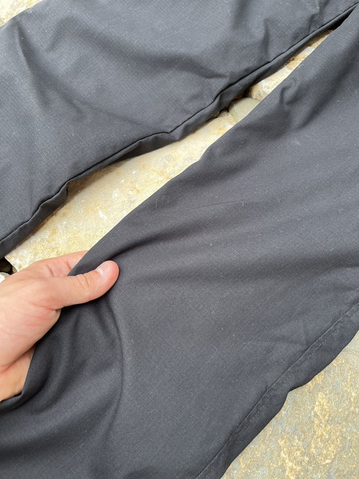 Uniqlo Uniqlo Heattech cargo multipocket insulated pants with belt Size US 30 / EU 46 - 9 Thumbnail