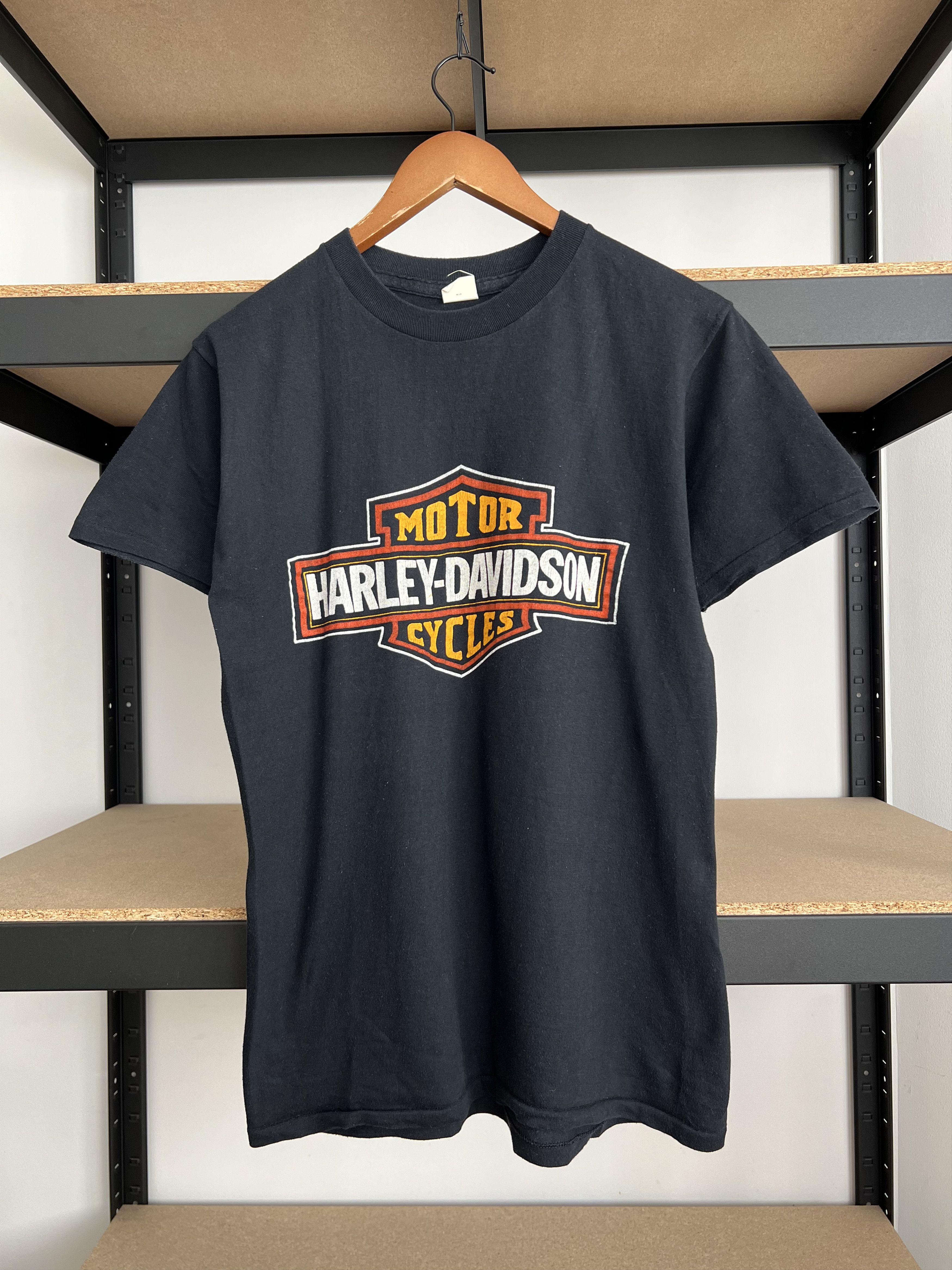 Harley Davidson Vintage 70s 80s Harley Davidson Oshkosh Wisconsin USA Tshirt Size US M / EU 48-50 / 2 - 1 Thumbnail