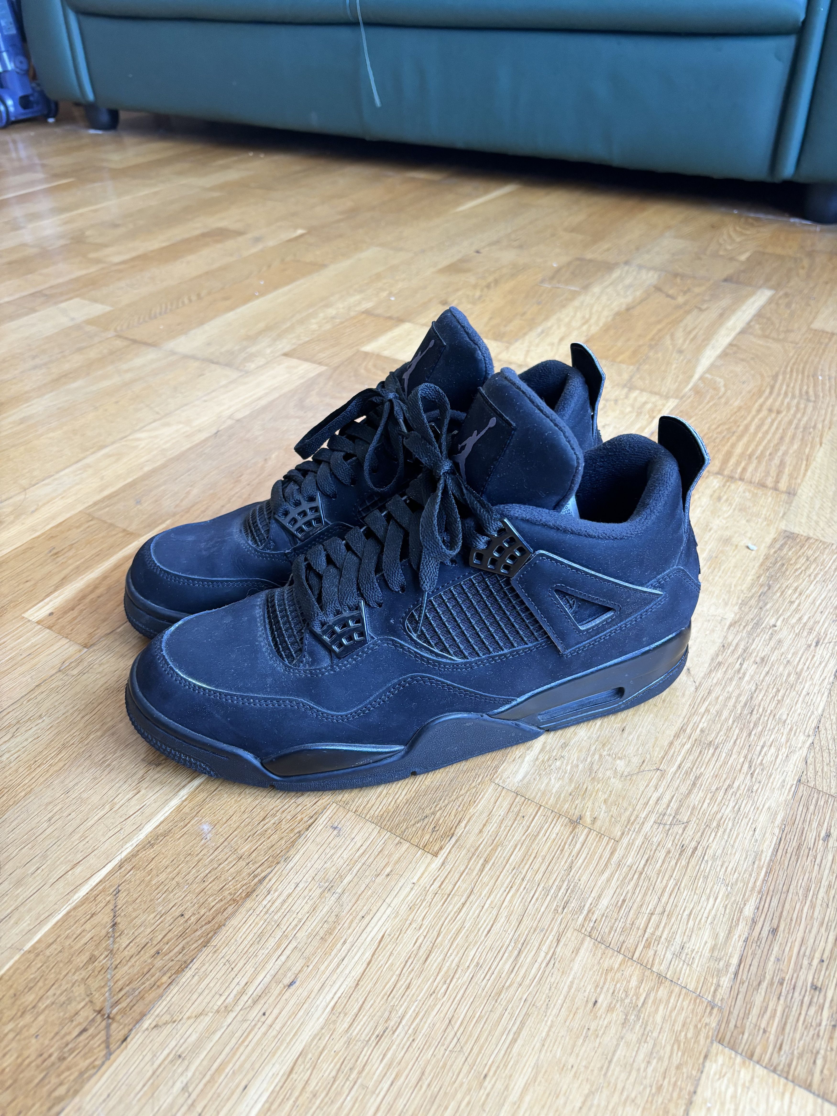 Jordan Brand Jordan 4 Black Cat Size US 10.5 / EU 43-44 - 1 Thumbnail