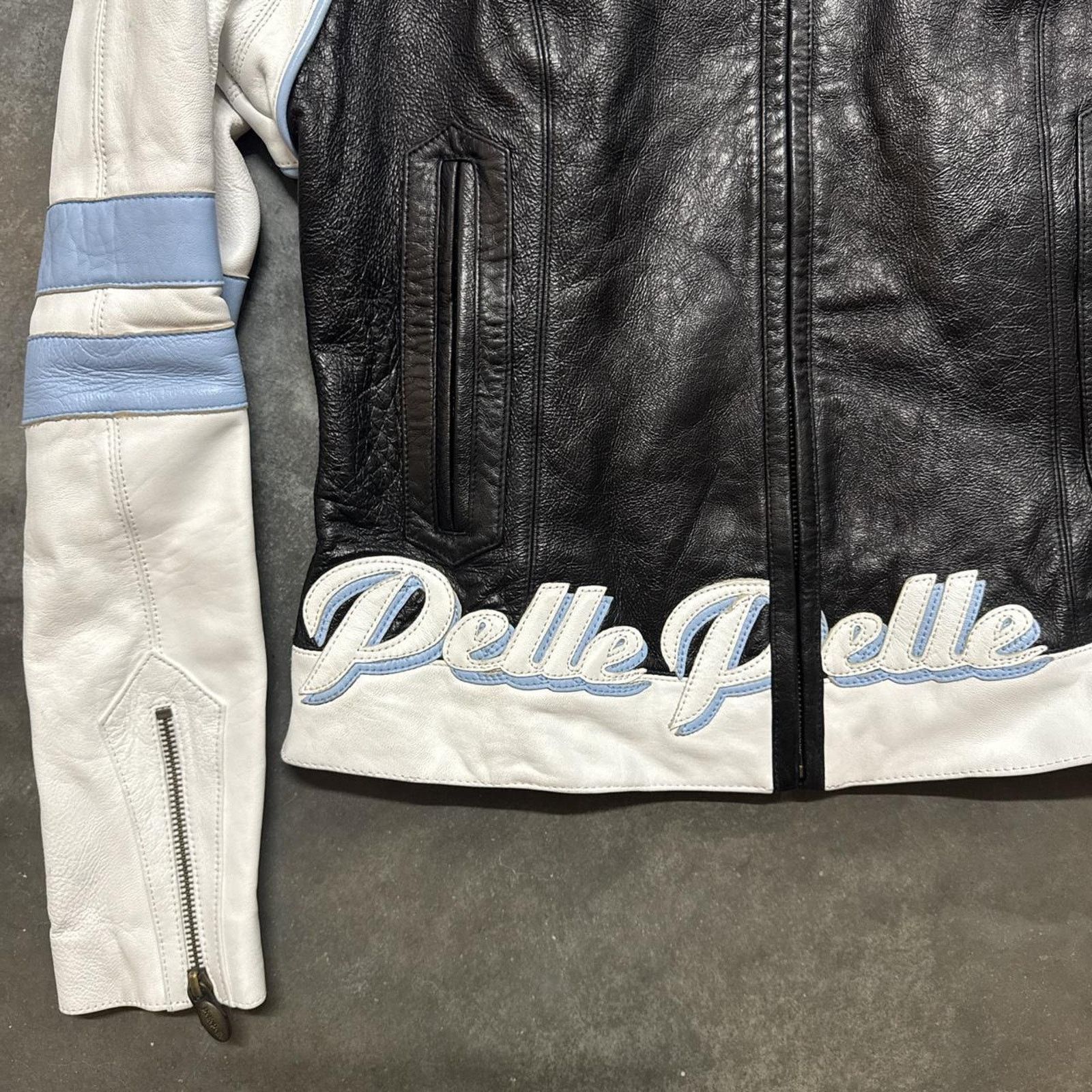 Pelle Pelle × Vintage Vintage Y2K Pelle Pelle March Buchanan Racing Leather Jacket Size XS / US 0-2 / IT 36-38 - 2 Thumbnail