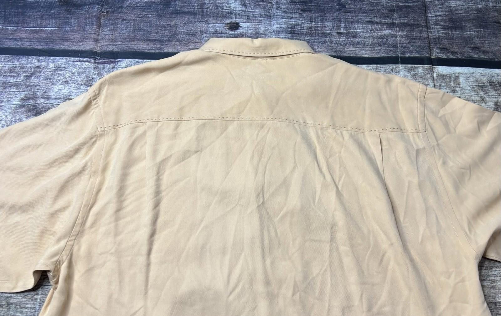 Tommy Bahama Tommy Bahama Shirt Mens Large Silk Short Sleeve Button Up Size US L / EU 52-54 / 3 - 6 Thumbnail