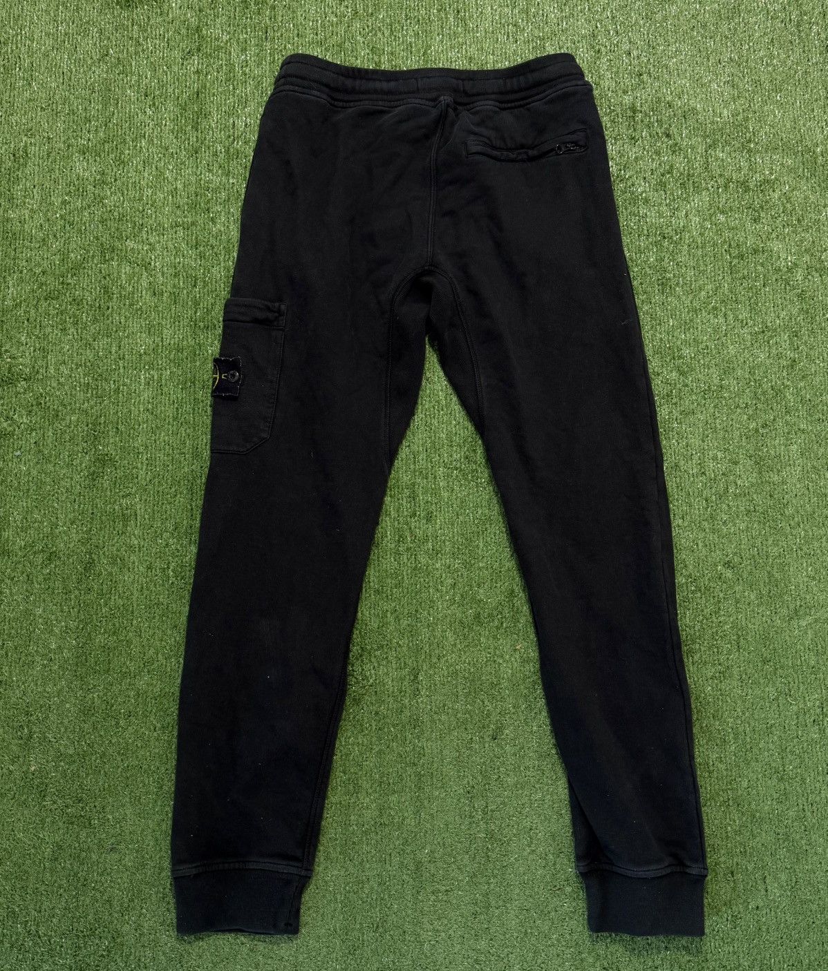 Stone Island Stone Island black jogger trousers Size US 30 / EU 46 - 2 Thumbnail