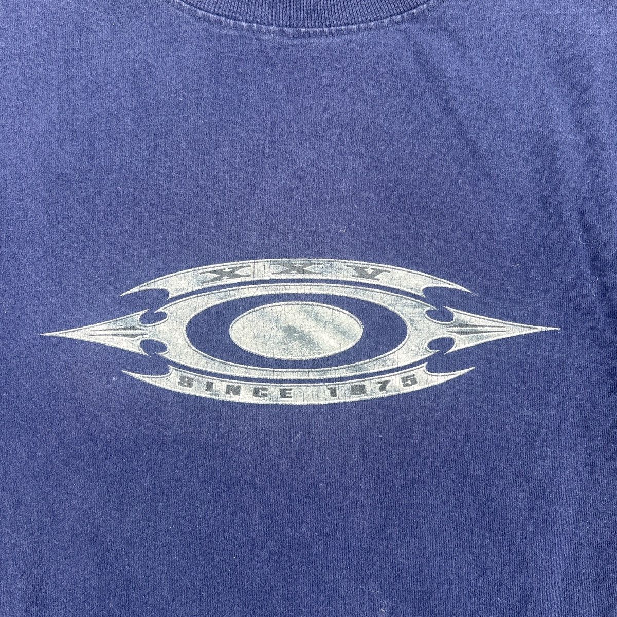 Oakley Grail vintage Oakley Software 25th anniversary navy t shirt Size US M / EU 48-50 / 2 - 3 Thumbnail