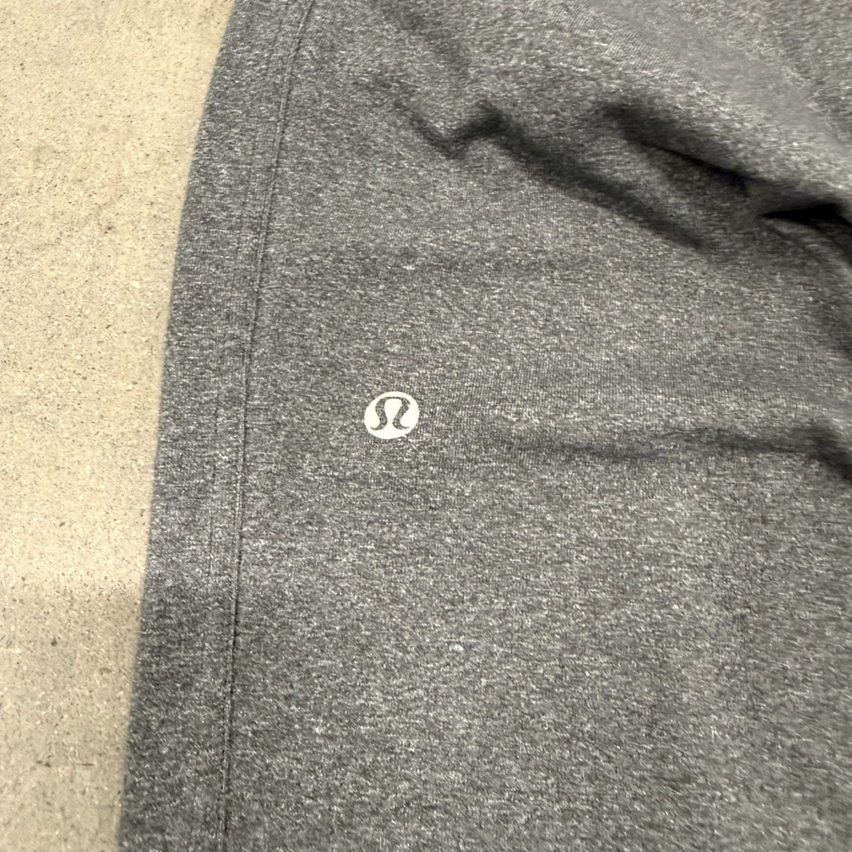 Lululemon Lululemon Men's Jogger Pants Medium Gray Lightweight Drawstring Pants Size US 31 - 5 Thumbnail