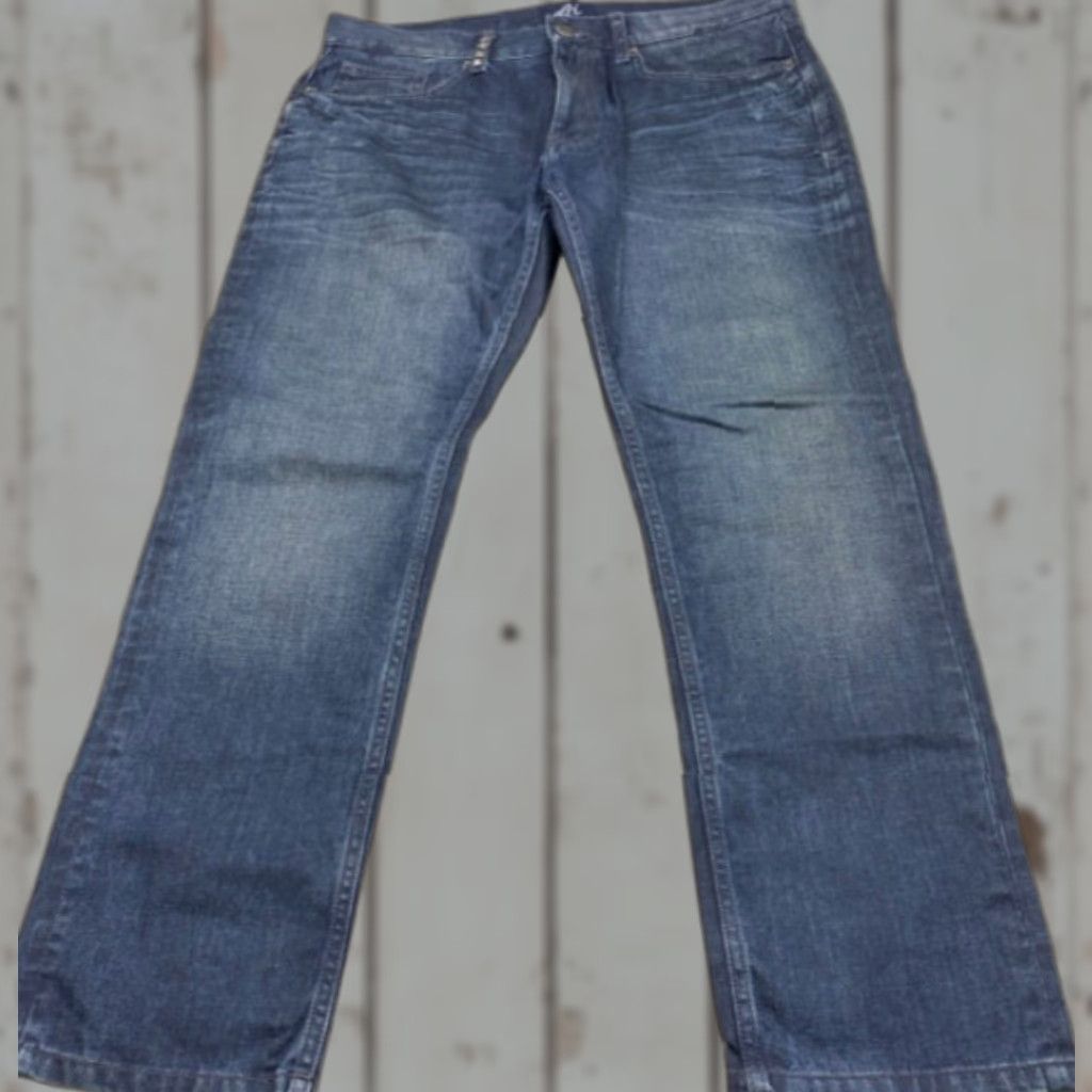 Denime VINTAGE Authentic Icon Jeans Mens 36x30 Blue Denim Studded Straight Leg 5577 Size US 36 / EU 52 - 1 Thumbnail