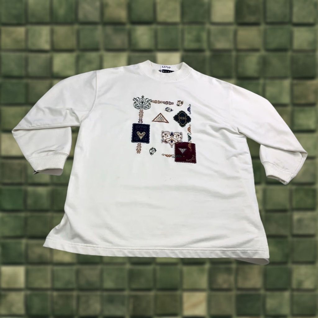 Vintage VINTAGE 90s B Blast Embroidery Patchwork Grandma Teacher Sweatshirt Women’s L Ivory Pullover Activewear Womens Mens Girls Boys? Size L / US 10 / IT 46 - 1 Thumbnail