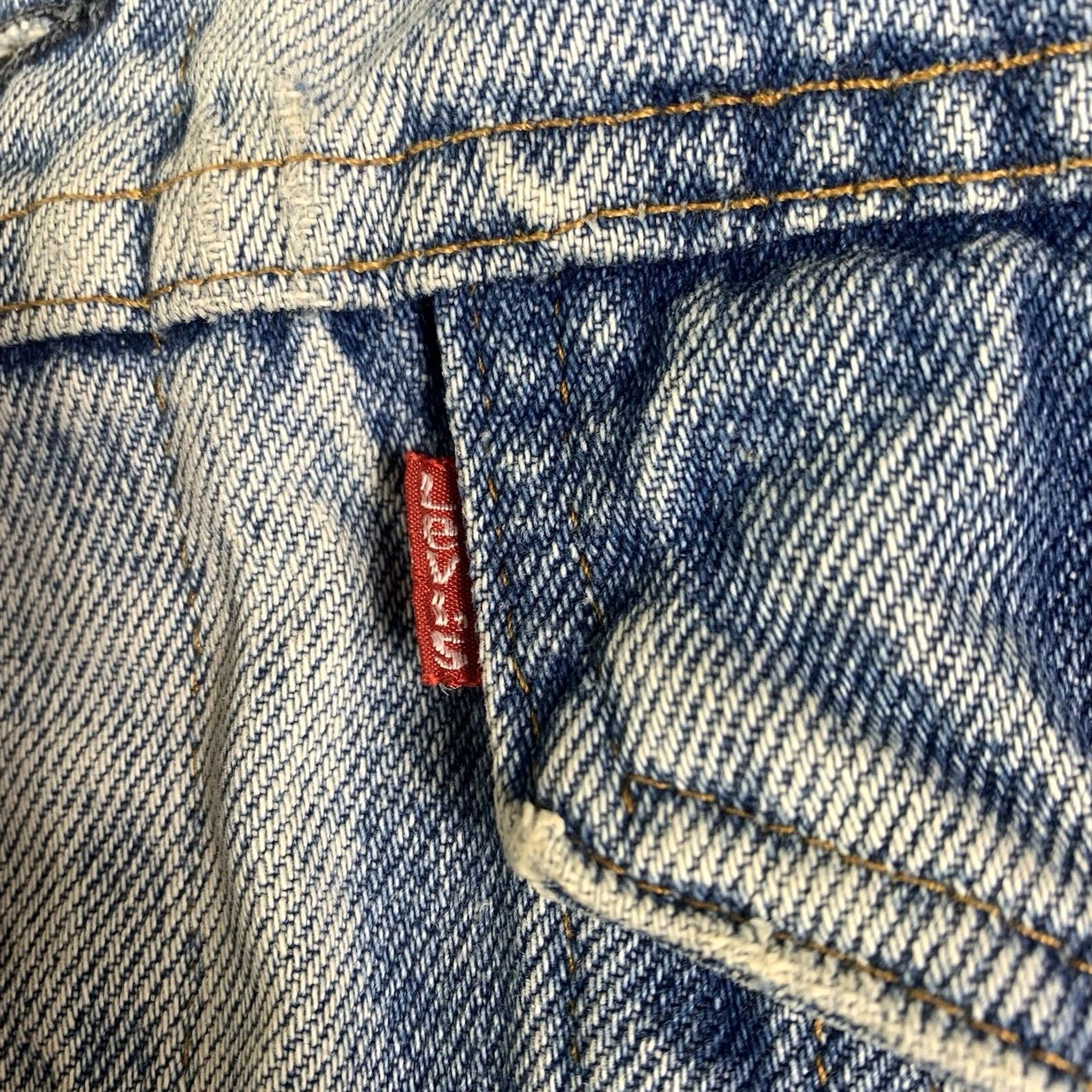 Levi's VINTAGE Levi's Trucker Jacket Blue Denim 80s Size L Men Regular Classic Button Made in USA 527 button Cowboy Western Workwear/Navy blue/Blue Size US L / EU 52-54 / 3 - 6 Thumbnail