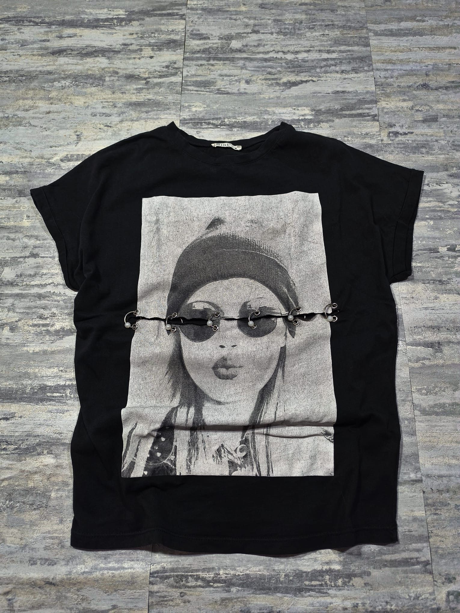 Hysteric Glamour indie sleaze cut portrait tshirt top hysteric glamour Size US M / EU 48-50 / 2 - 1 Thumbnail