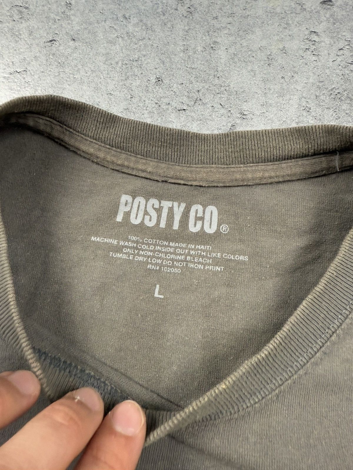 Band Tees × Japanese Brand × Vintage Posty Co Post Malone beerbongs bentleys tee tees merch tour Size US L / EU 52-54 / 3 - 4 Thumbnail
