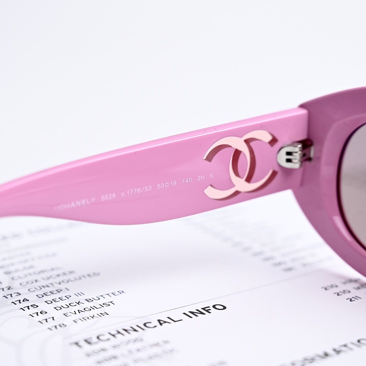Chanel CHANEL 0CH5528 177653 SUNGLASSES Size ONE SIZE - 6 Thumbnail