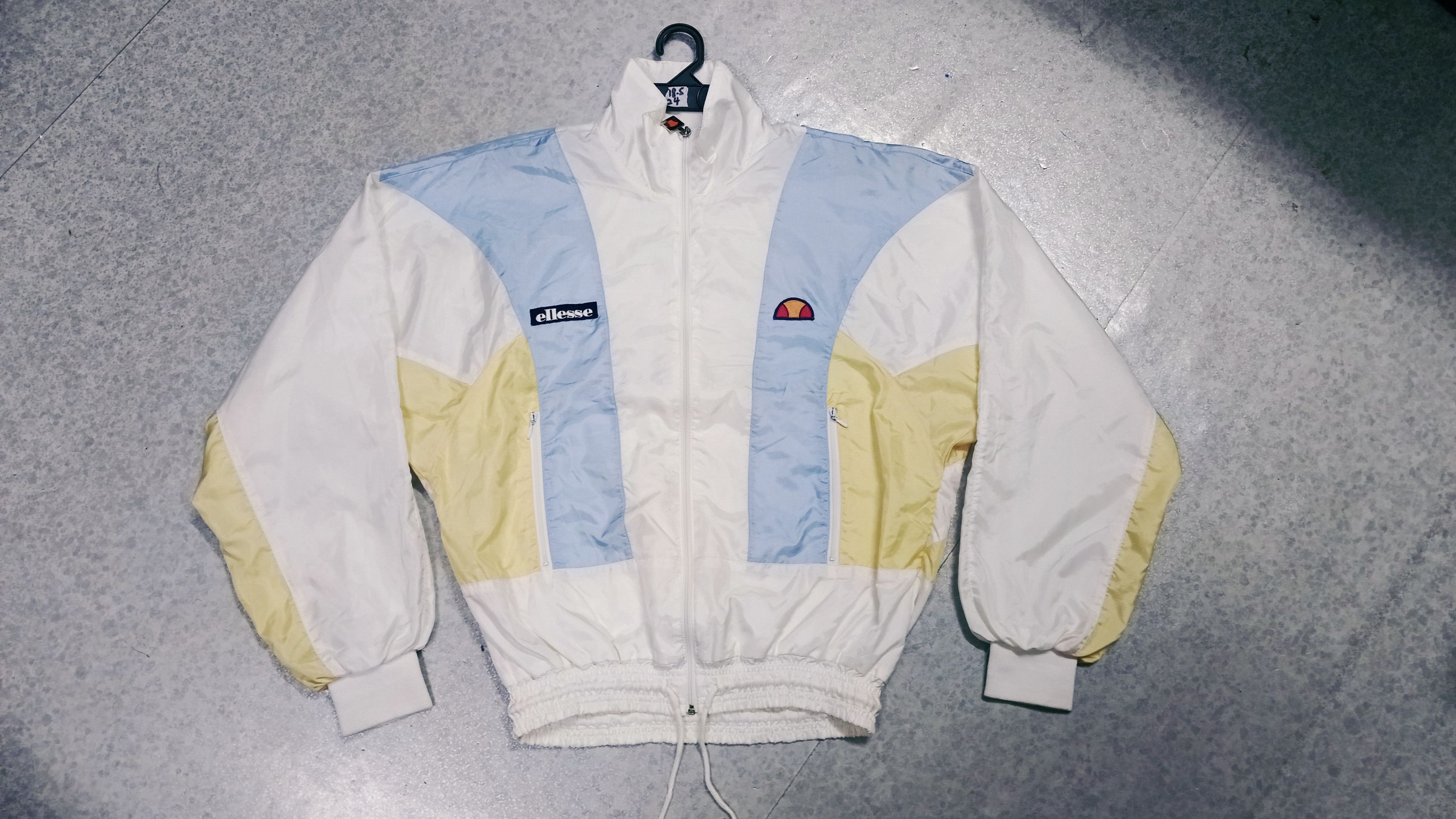 Ellesse × Vintage Vintage Ellesse Light Jacket Size US M / EU 48-50 / 2 - 3 Thumbnail