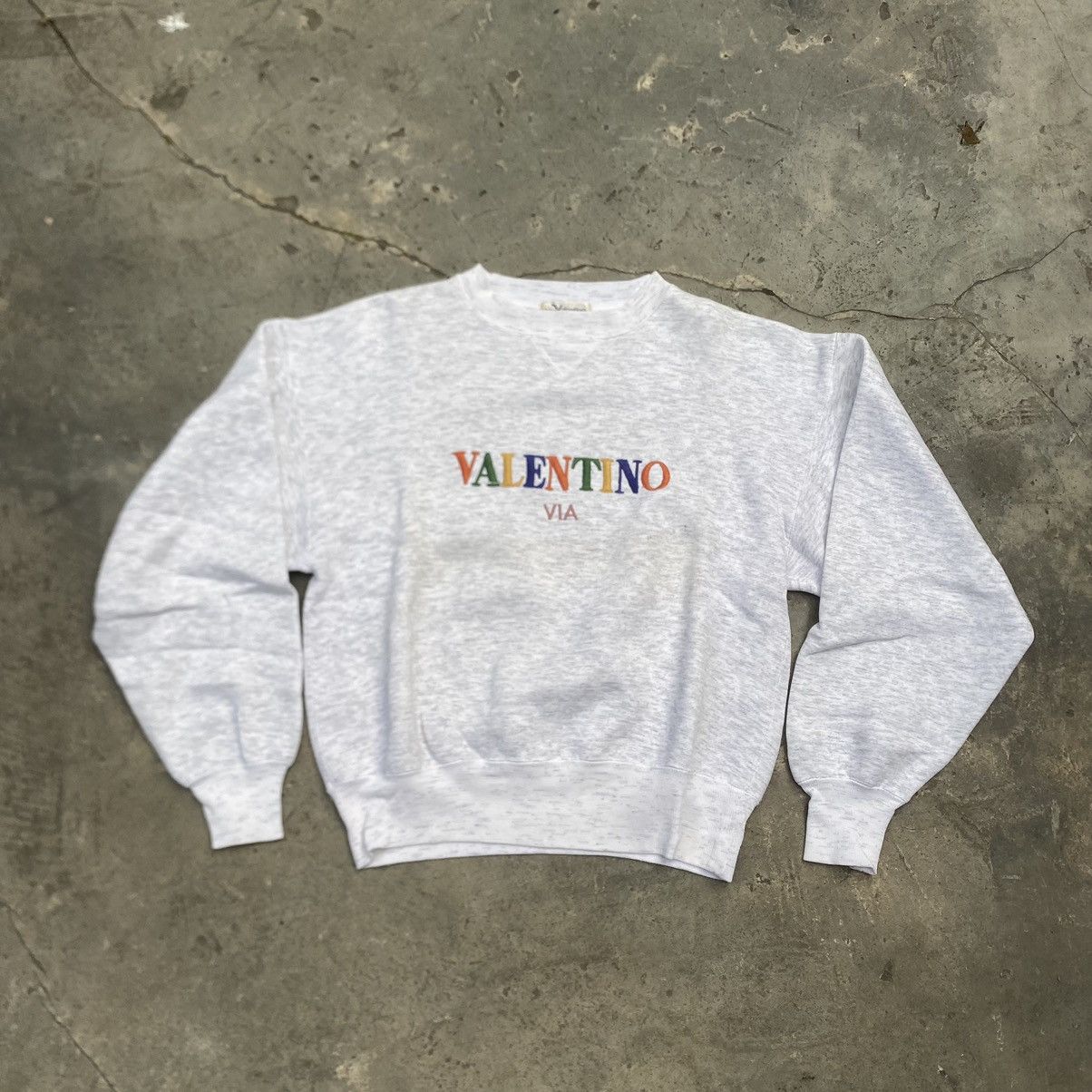 Vintage Y2K Valentino Crewneck Size US M / EU 48-50 / 2 - 1 Thumbnail