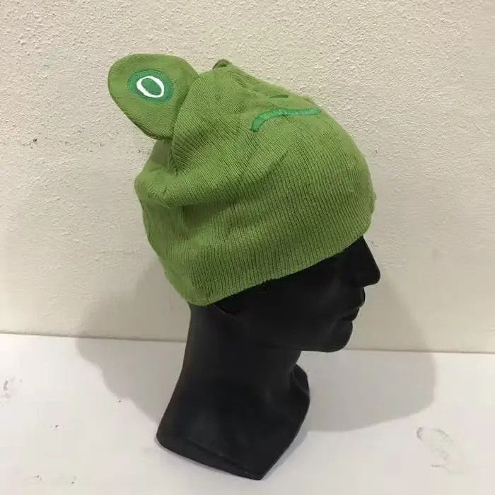 Cartoon Network × Vintage Japanese Brand Cartoon Frog Face Bunny Horn Beanie Hat Size ONE SIZE - 3 Thumbnail