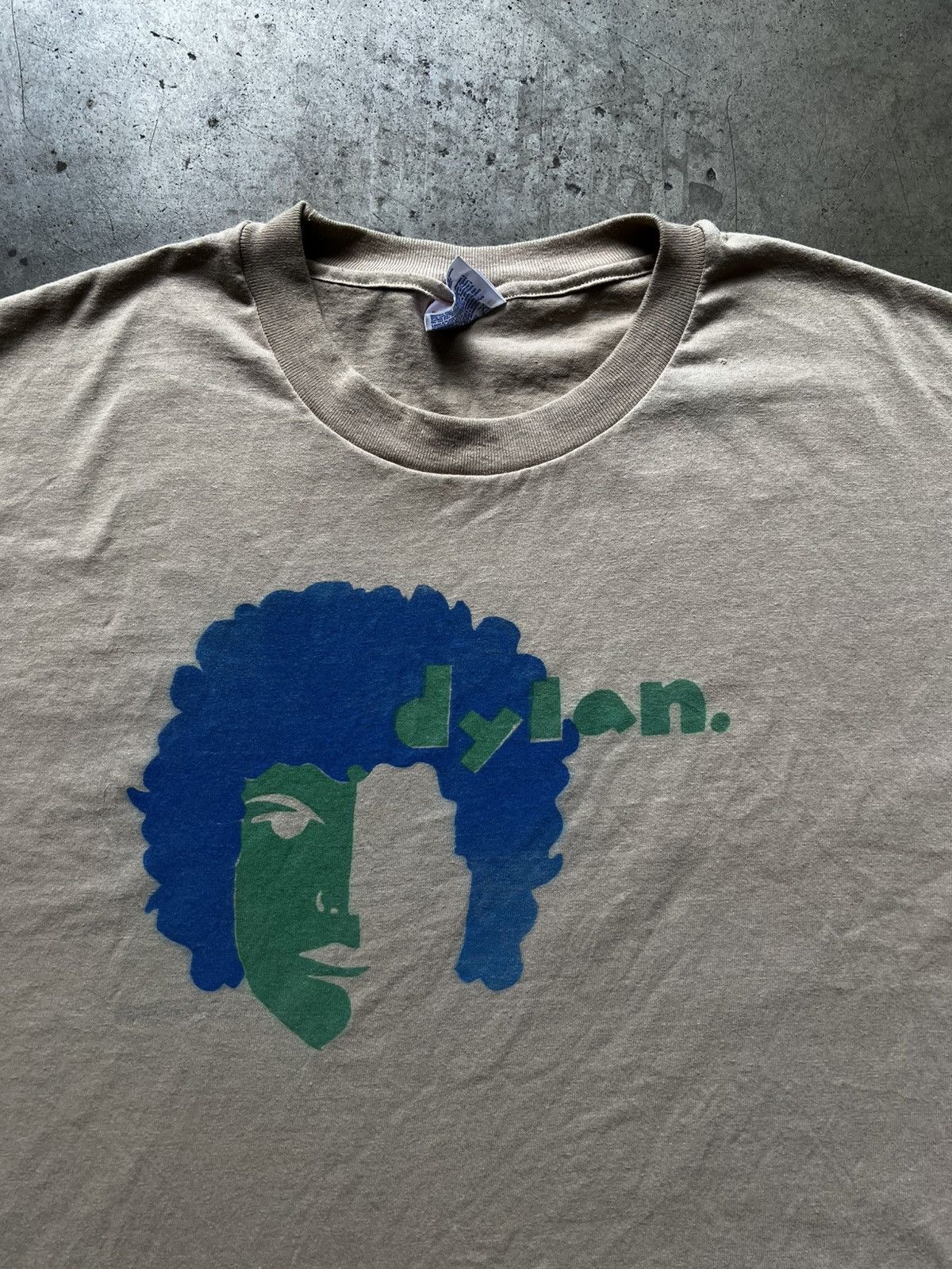 Vintage ‘90s Bob Dylan Band Tee Shirt Tour Bjork Nirvana Lou Reed Size US L / EU 52-54 / 3 - 1 Thumbnail