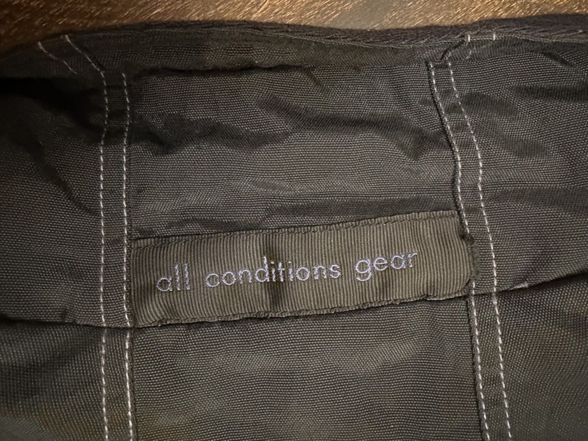 Nike ACG 90's Nike ACG Embroidered Vintage Thick Lined Jacket Size Lg Size US L / EU 52-54 / 3 - 11 Thumbnail