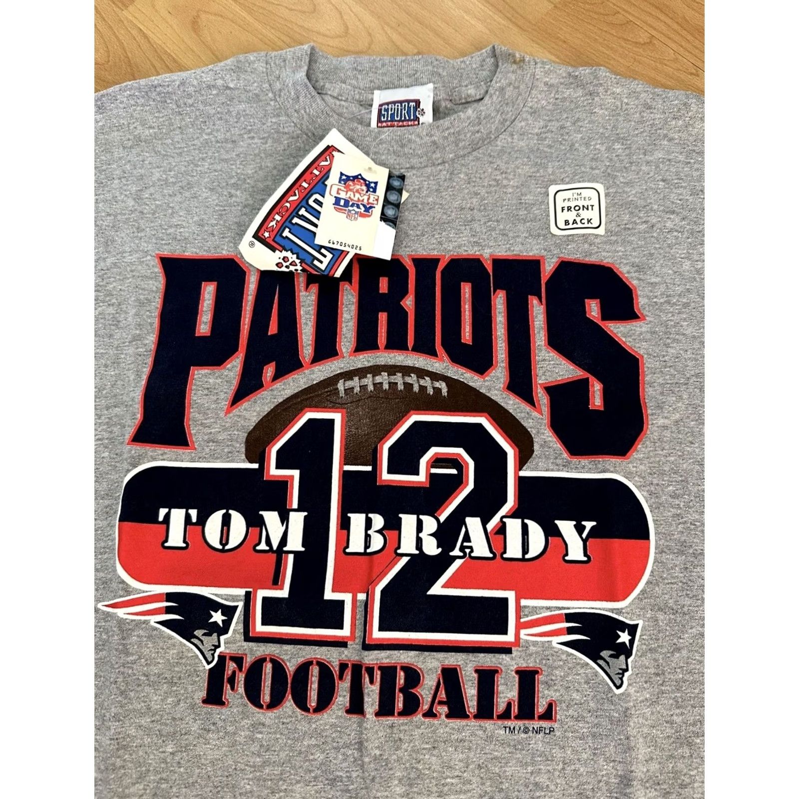 NFL VINTAGE Tom Brady New England Patriots NFL Football T-Shirt Large Gray 2001 #12 Size US L / EU 52-54 / 3 - 3 Thumbnail