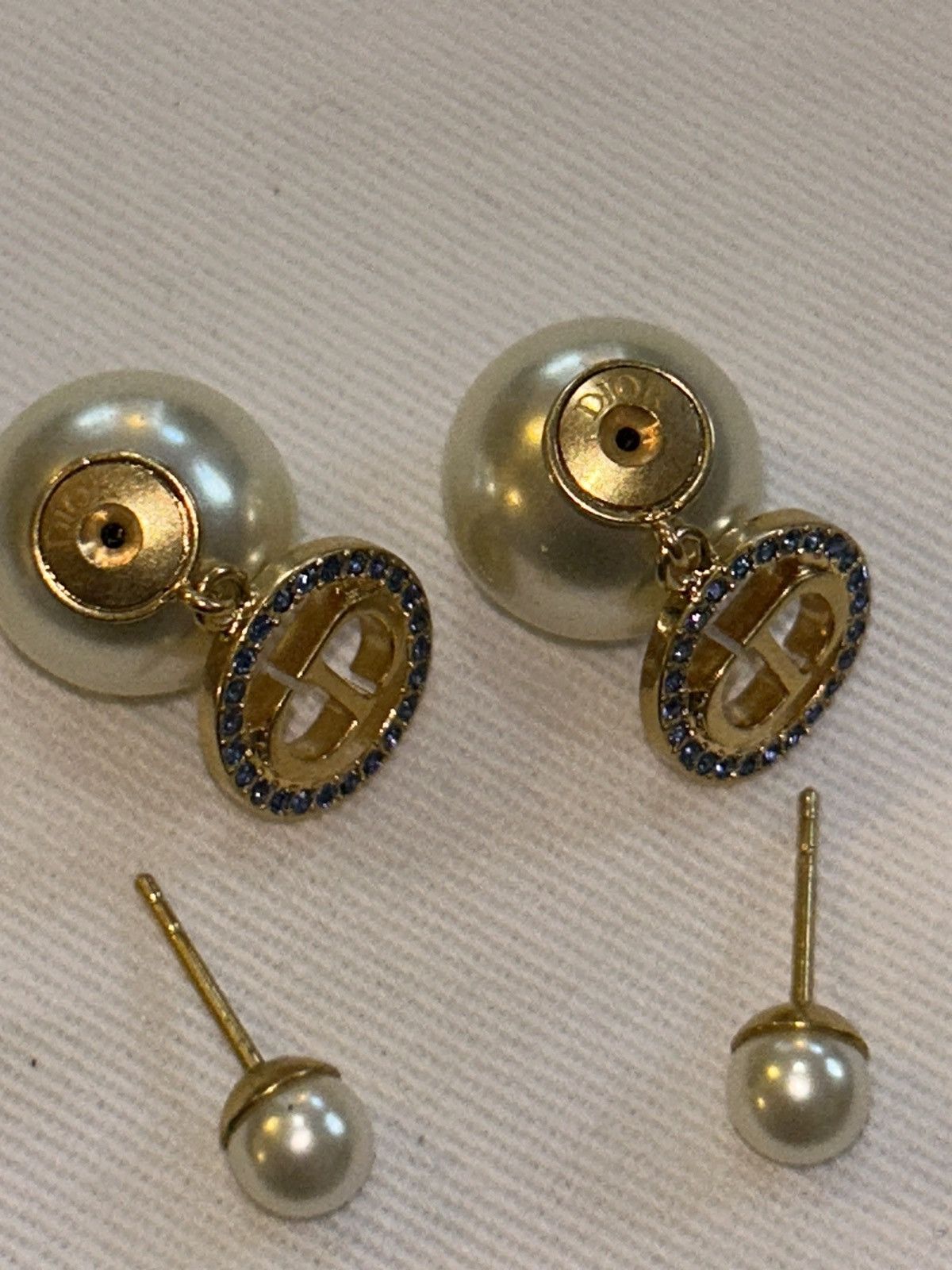 Dior DIOR TRIBALES EARRINGS Gold-Finish Metal, White Resin Pearls Size ONE SIZE - 7 Thumbnail