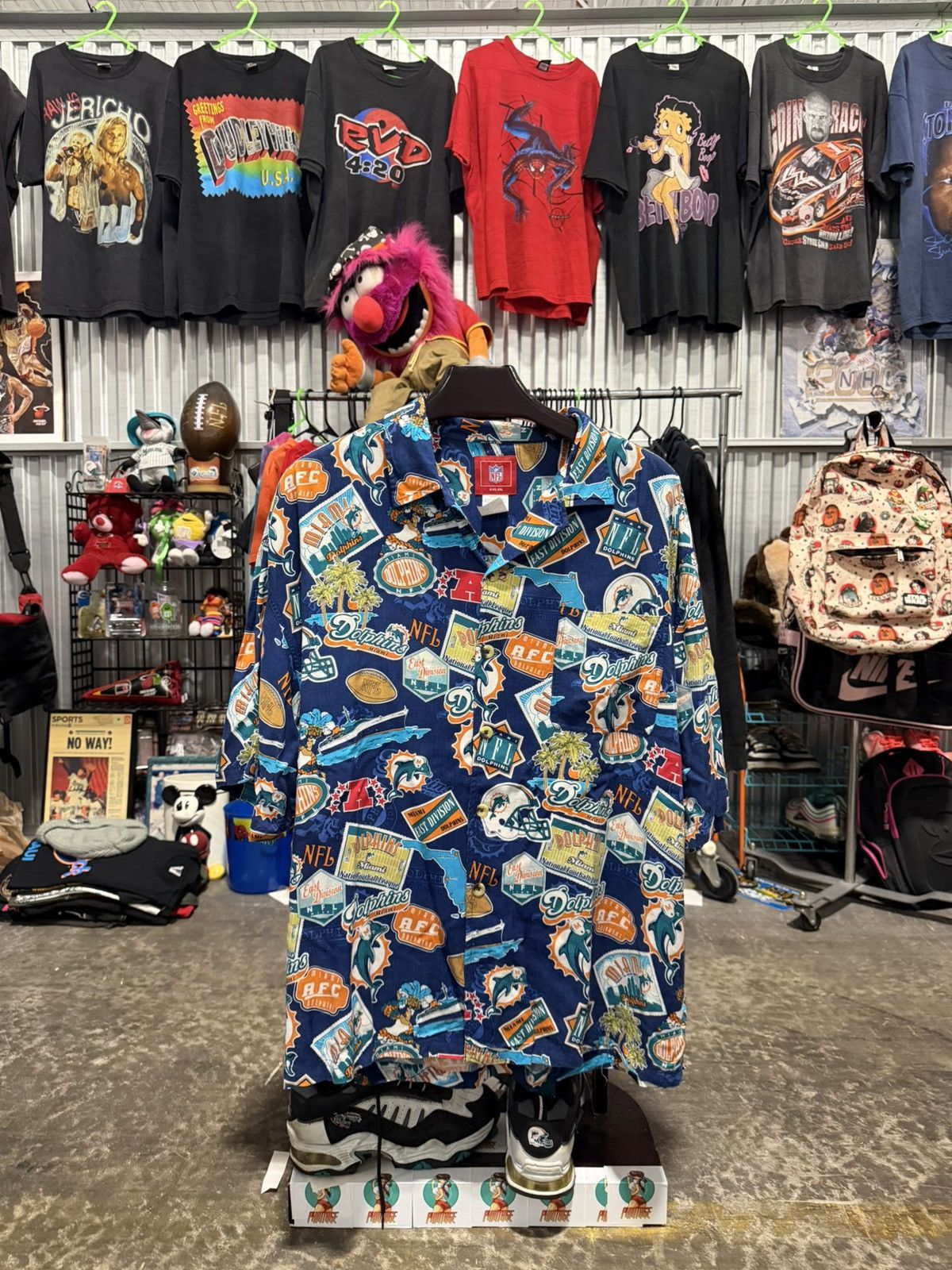 NFL Late 90s Vintage Miami Dolphins Hawaiian Button Up XXL Size US XXL / EU 58 / 5 - 1 Thumbnail