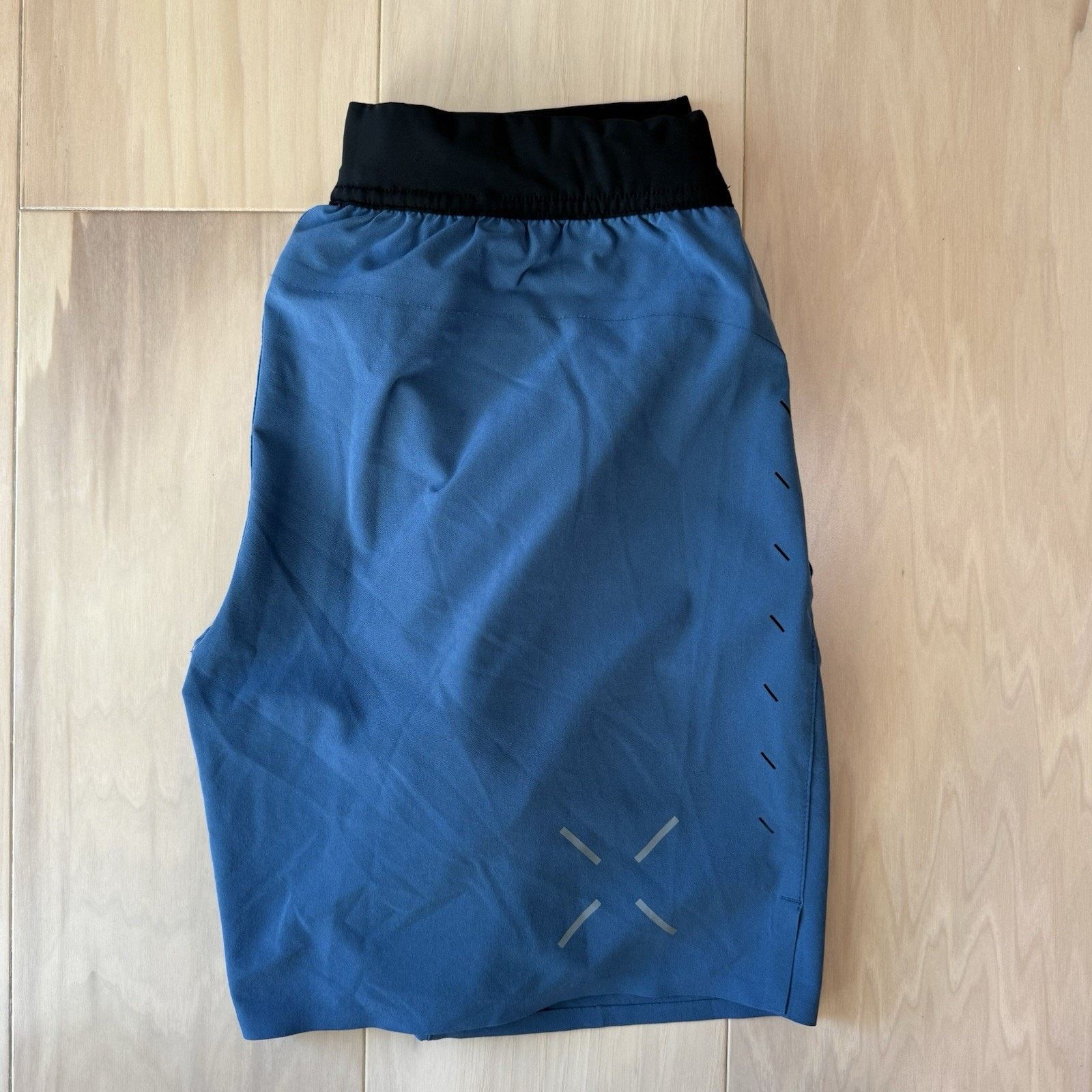 Ten Thousand Ten Thousand Interval Shorts Blue Workout Comfy Athleisure Size US 28 / EU 44 - 2 Thumbnail