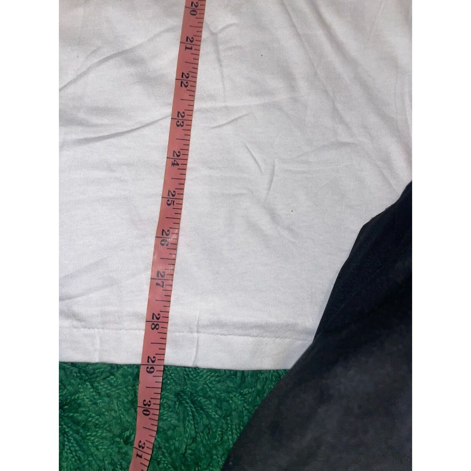 Vintage Vintage Montana Rocky Mountains Tank Shirt White VTG 1997 L Size US L / EU 52-54 / 3 - 10 Thumbnail
