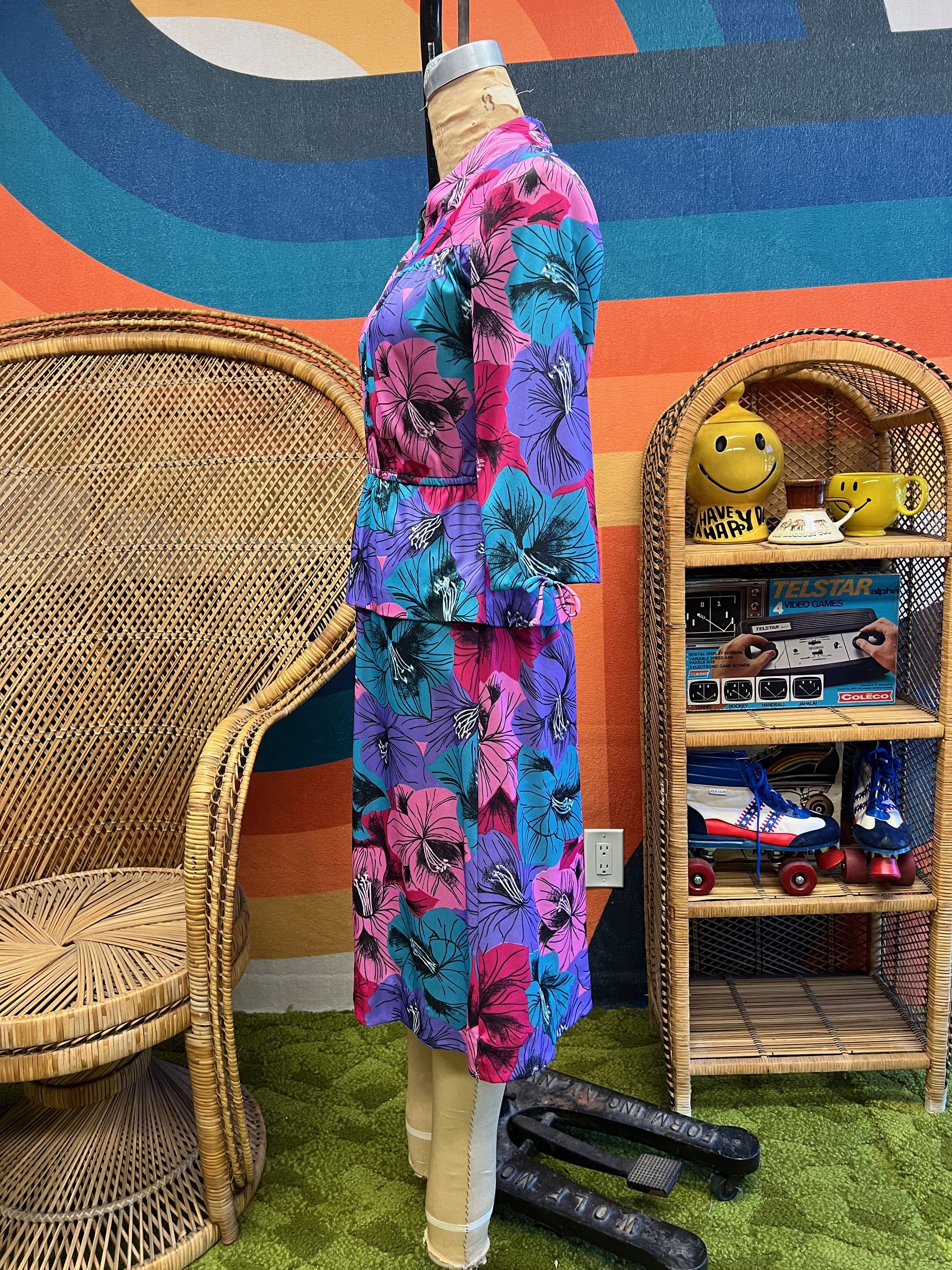 Other Vintage 1970s Floral Peplum Pink Purple Dress Size Medium Size M / US 6-8 / IT 42-44 - 3 Thumbnail