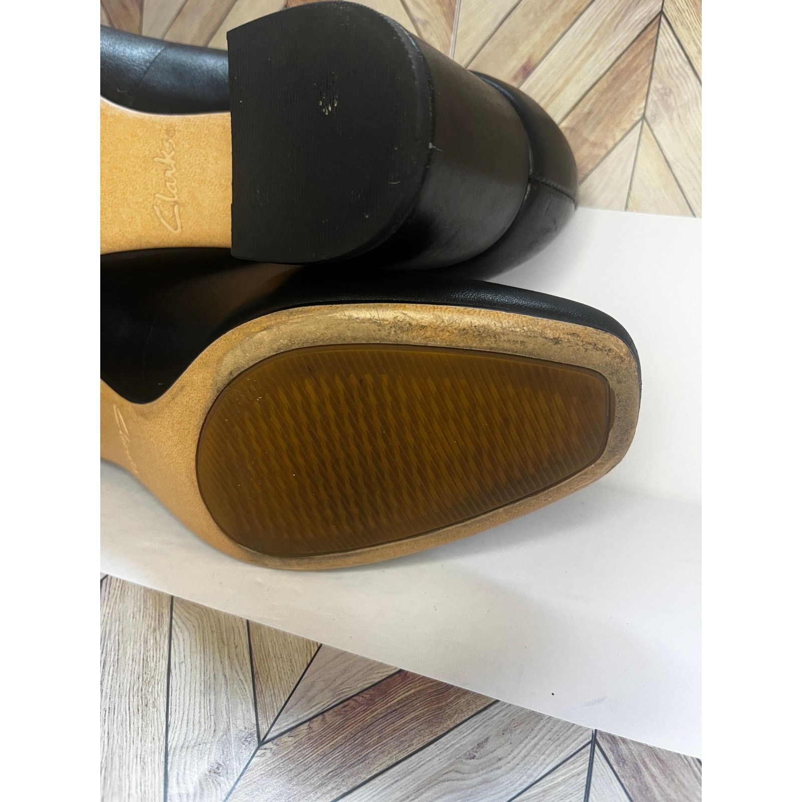 Clarks Clarks Classic Leather Block Heeled Pump Heels Black Sz 8 Size US 8 / IT 38 - 7 Thumbnail
