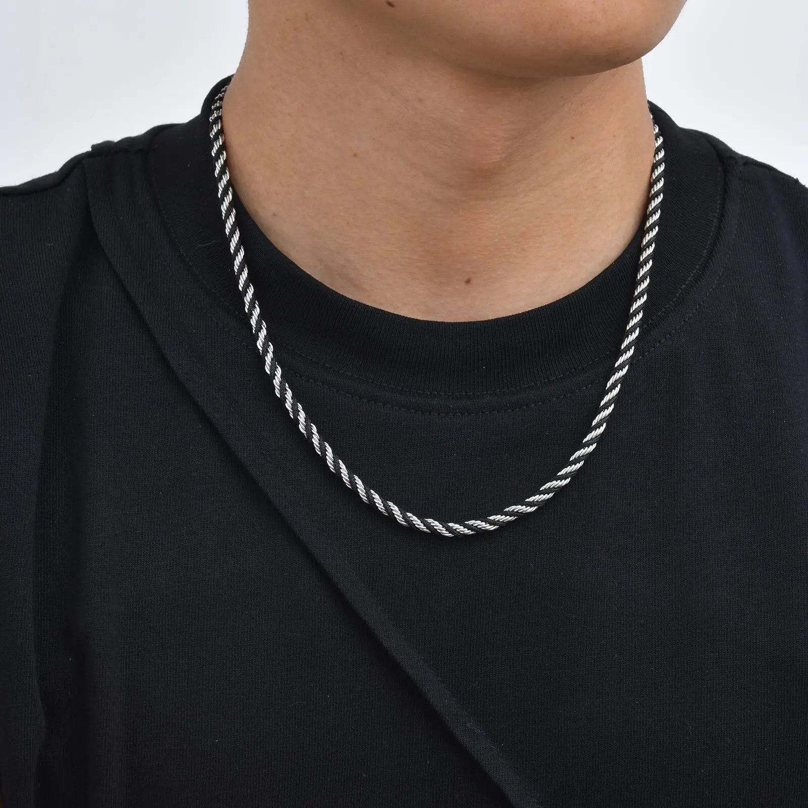 Vintage Twisted Chain Necklace Size ONE SIZE - 2 Thumbnail