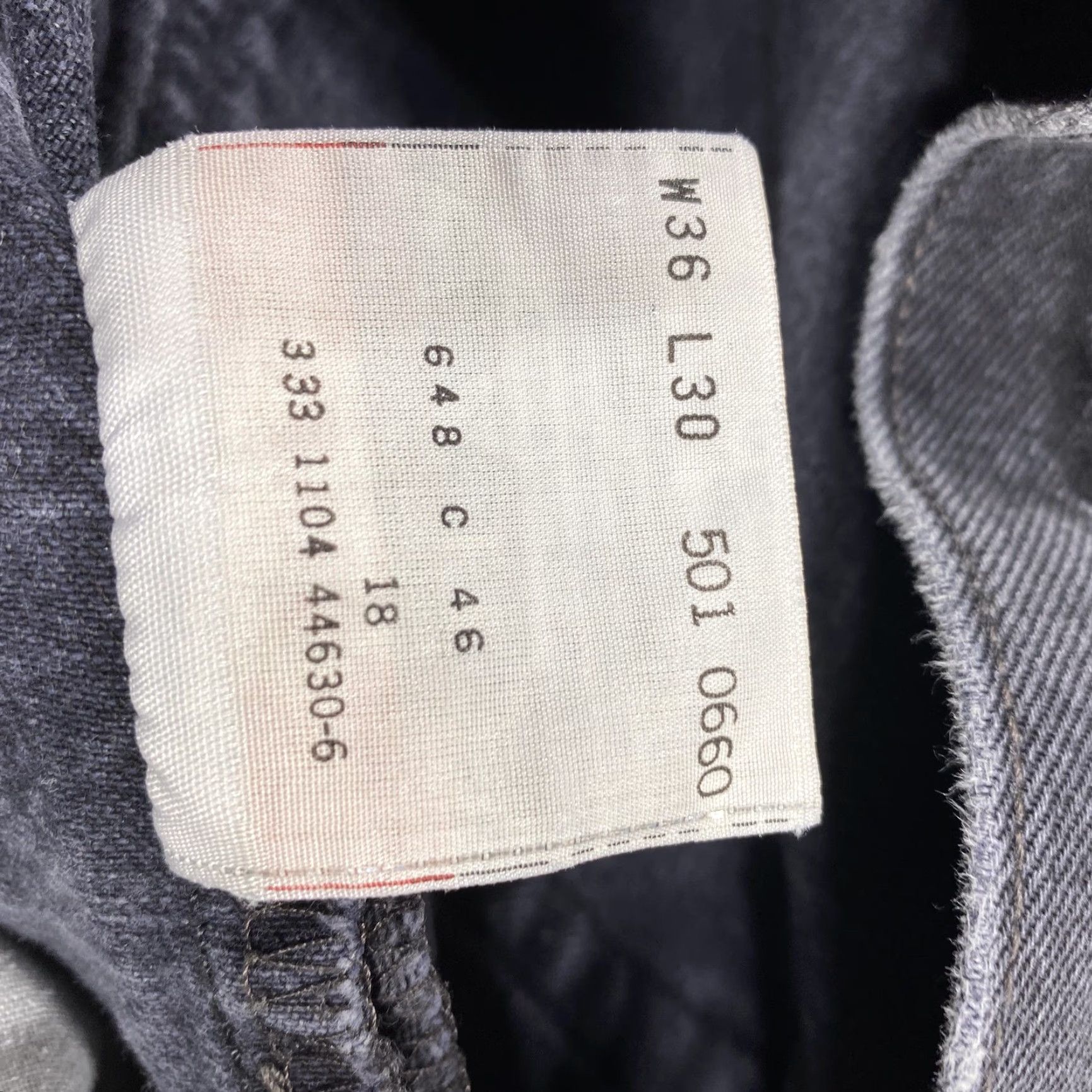Levi's VINTAGE Levi's 501 Jeans Mens 36x30 Black Straight Leg Button Fly含 Accessories Size US 36 / EU 52 - 7 Thumbnail