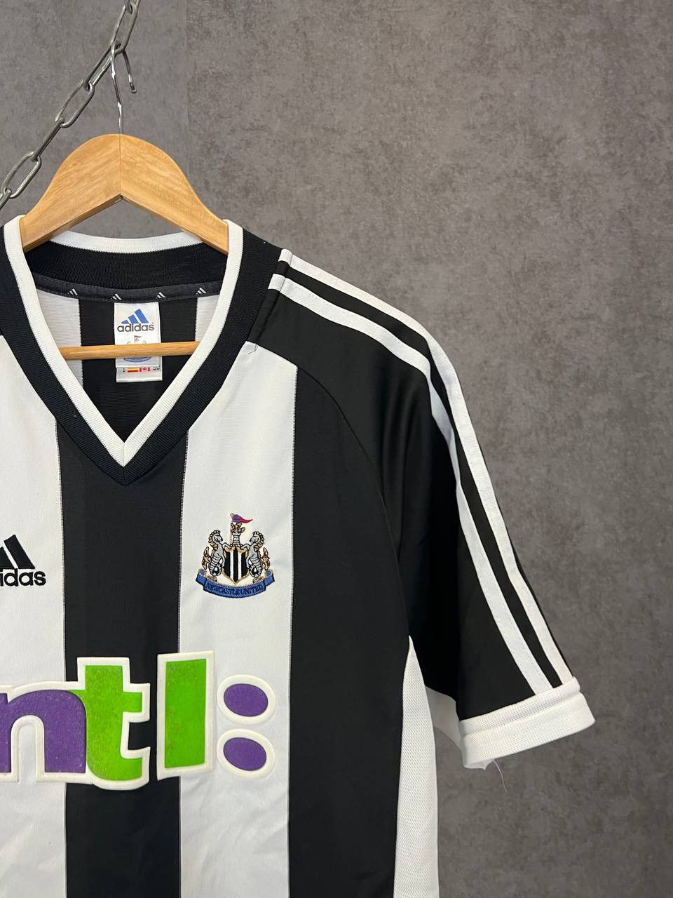 Vintage Newcastle United 2000 vintage adidas soccer jersey Size US M / EU 48-50 / 2 - 2 Thumbnail