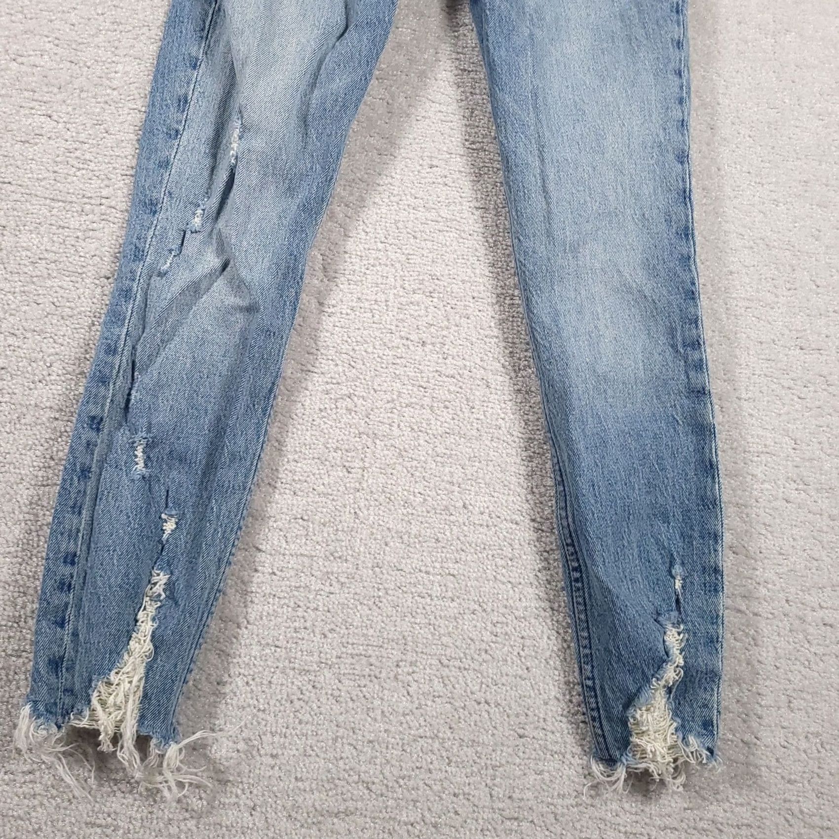 Abercrombie & Fitch Abercrombie & Fitch Jeans Womens 24 The Skinny High Rise Distressed Denim Blue 00s Cropped Frayed Pockets High Rise Slim Womens Jeans Size 42" / US 20 - 4 Thumbnail