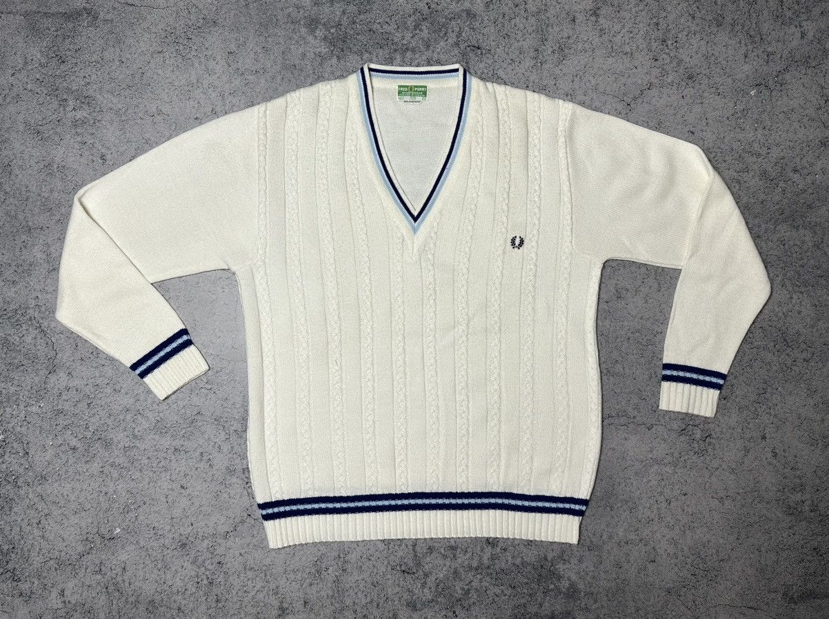 Fred Perry Vintage 80s Freed Perry V-Neck Knit Sweater Size US L / EU 52-54 / 3 - 10 Thumbnail