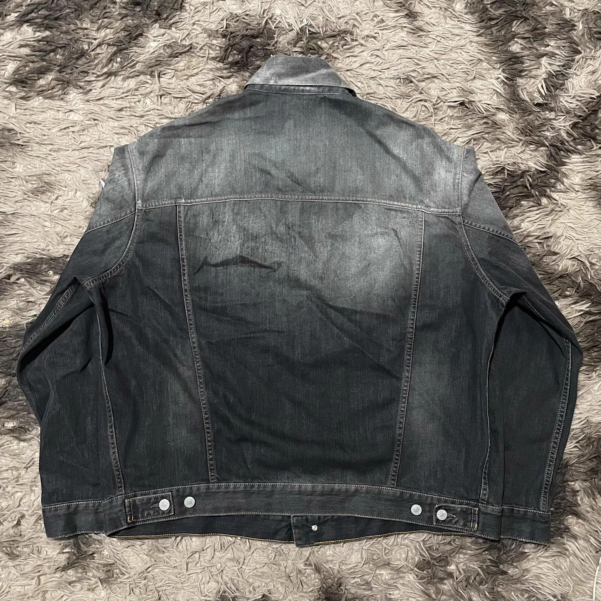 Acne Studios Acne Studios 25SS washed black gray vintage denim jacket Size US L / EU 52-54 / 3 - 2 Thumbnail