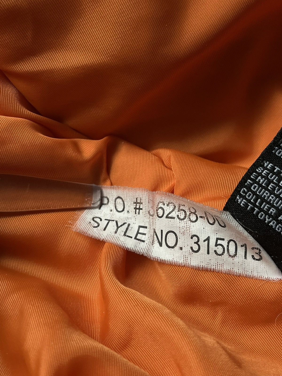 Alpha Industries × Stussy Stussy x Alpha Industries Bomber Very Rare 1/1 Boxy Sample Size US S / EU 44-46 / 1 - 9 Thumbnail