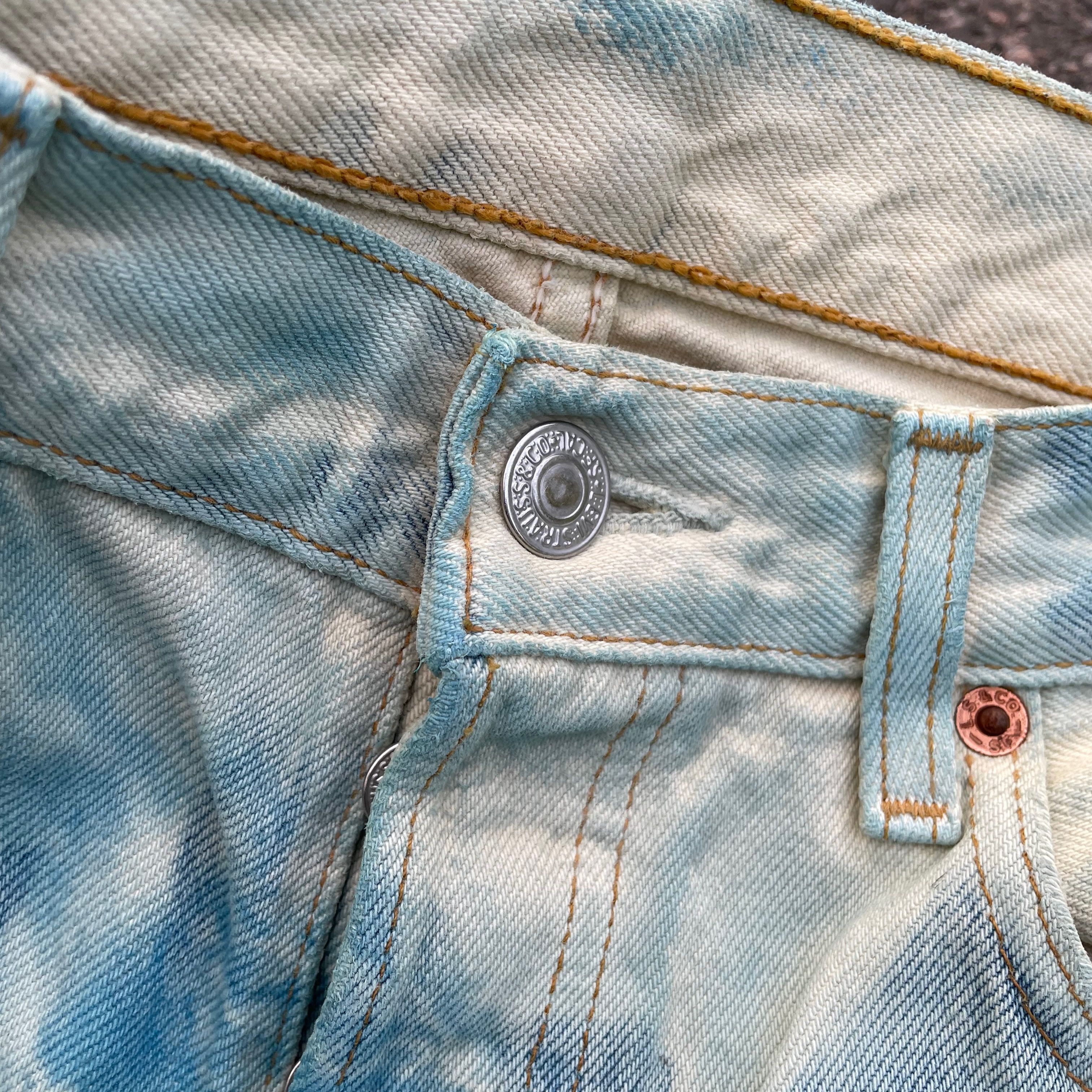 Levi's Custom Levi’s 32x32 Blue Art Print Jeans Y2K Grunge Size US 32 / EU 48 - 8 Thumbnail
