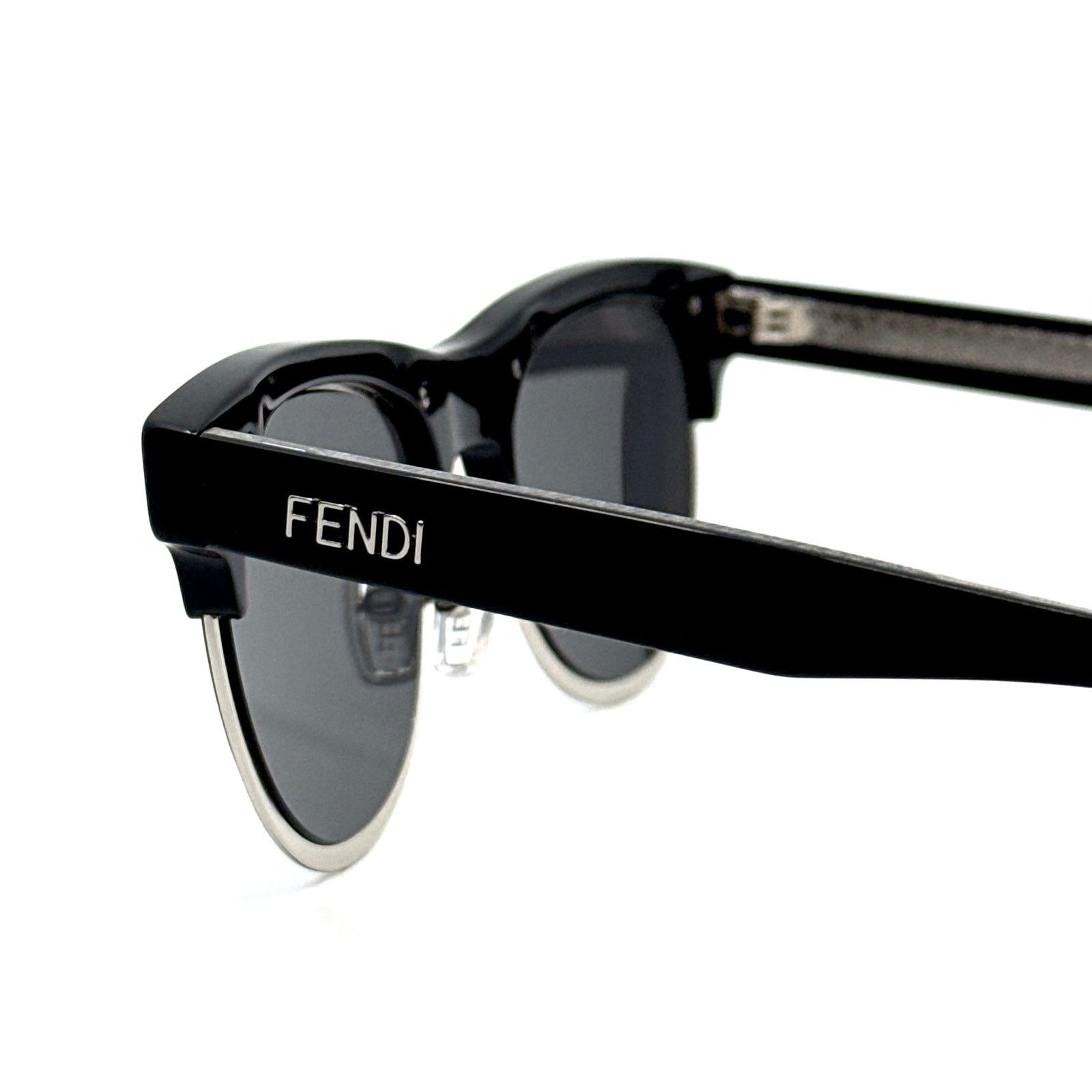 Fendi NEW!!! FENDI Sunglasses FE40105U 01A Authentic Size ONE SIZE - 7 Thumbnail
