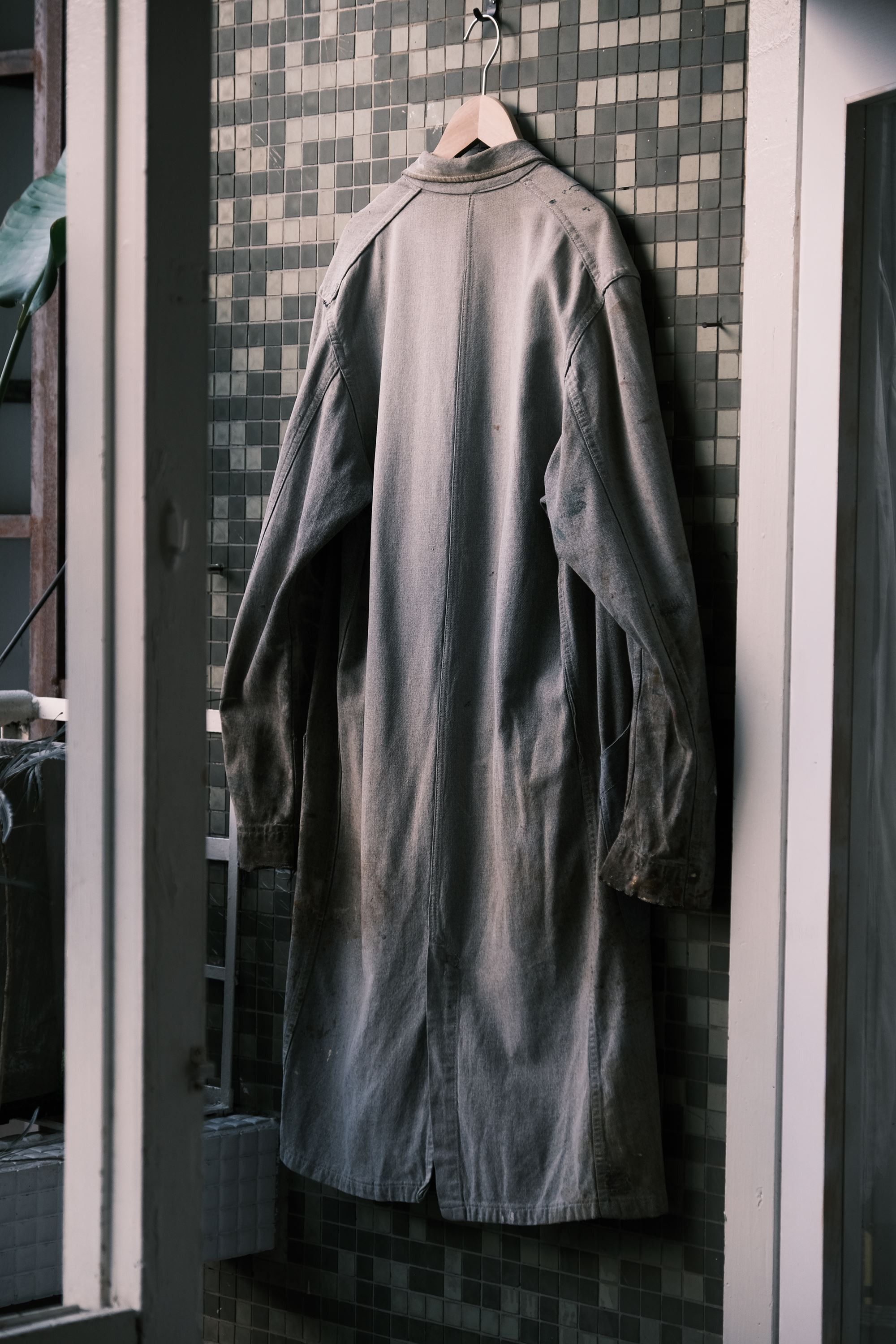 Vintage 1950's Distressed French Salt&Pepper Atelier Coat Size US M / EU 48-50 / 2 - 6 Thumbnail